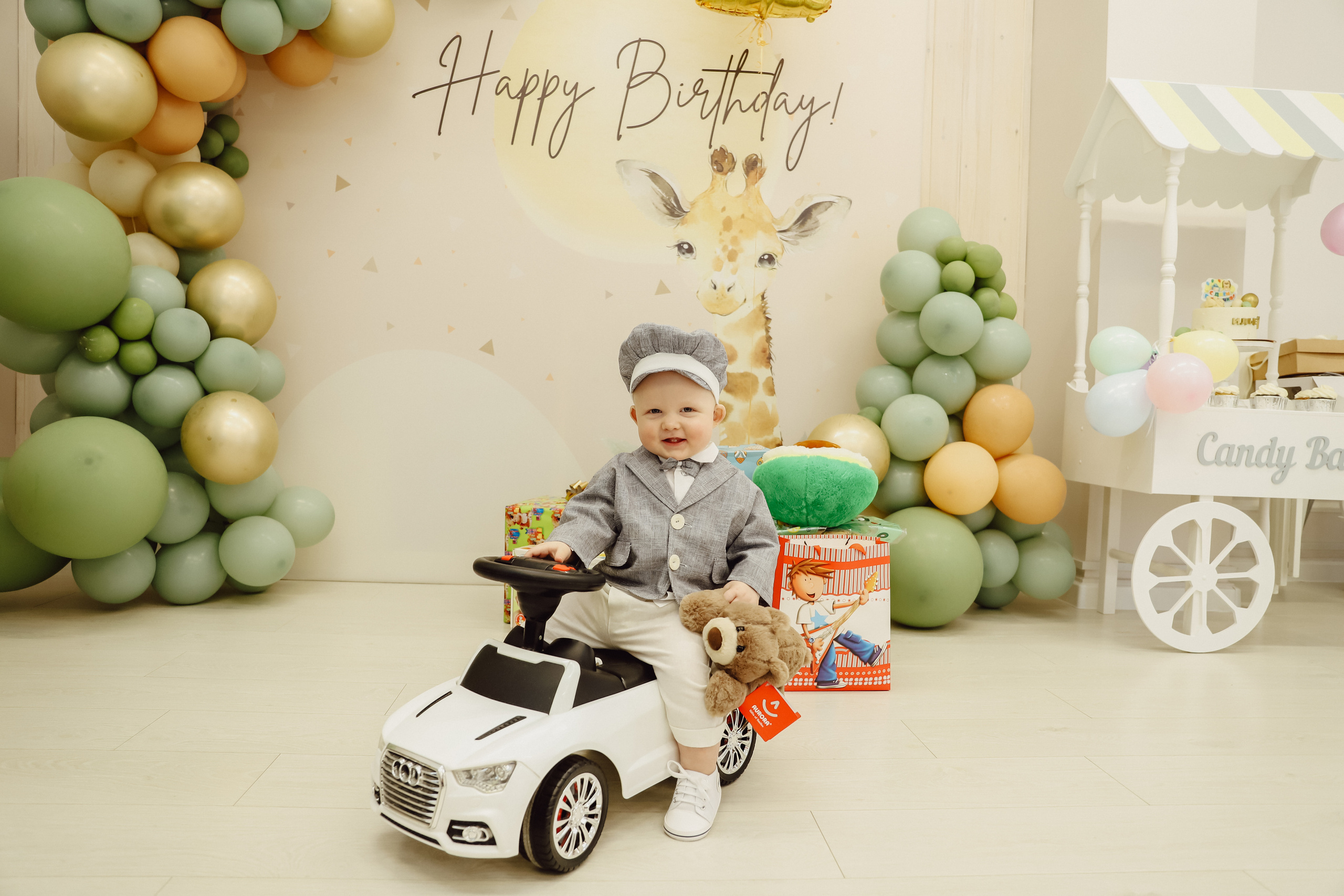 Илье 1 год. Фотограф Надя Ю