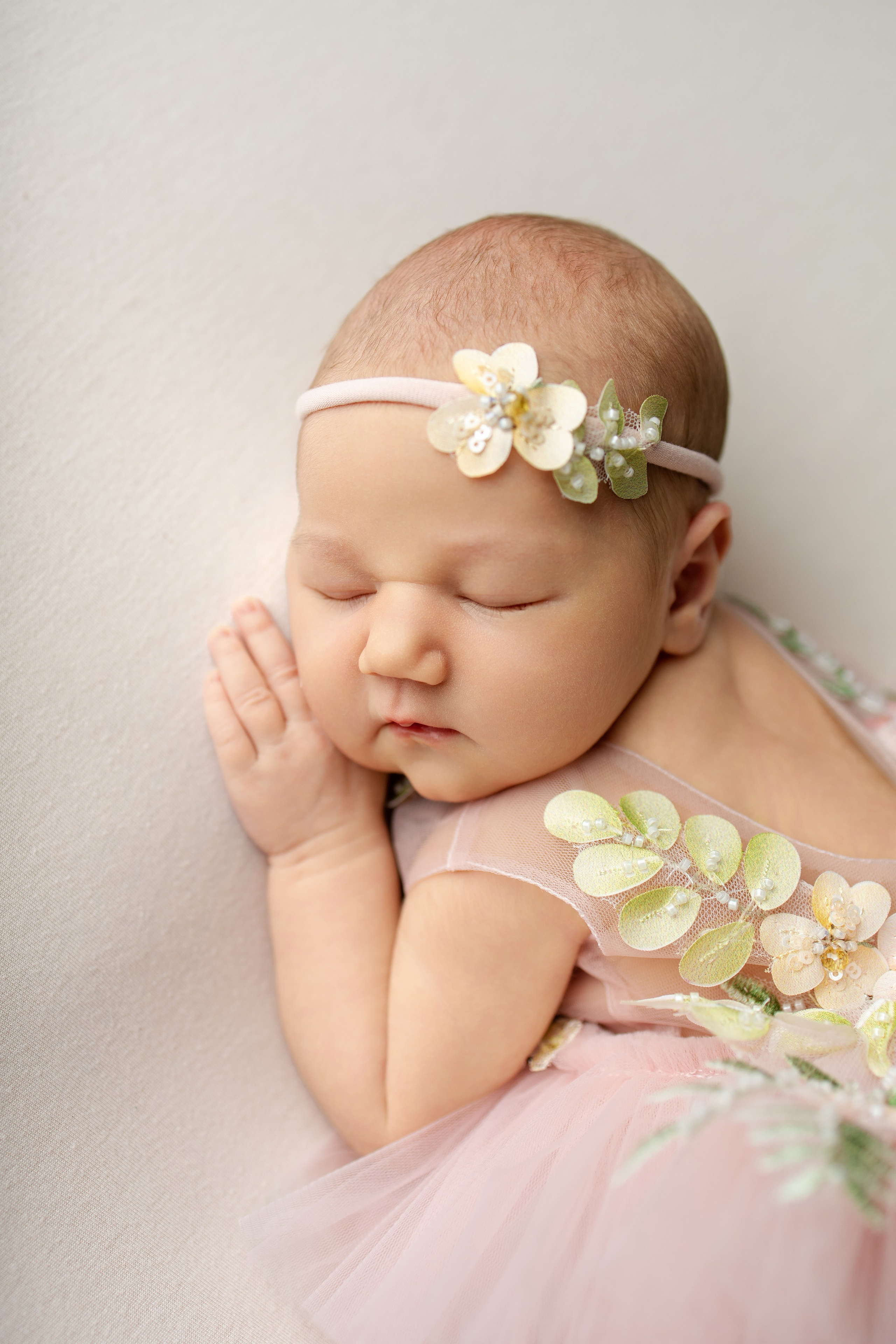 Полина 6 дней. Фотограф новорождённых Newborn Москва