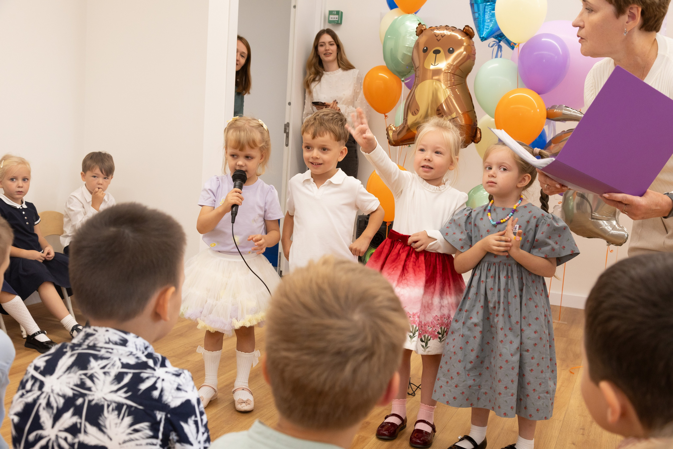 2 -го Сентября RYBAKOV PLYSCHOOL. Портретный Студийный и уличный фотограф Москва. Индивидуальные, Семейные, Беременность, Будуар, Каталог, контент съемки для блога и бизнеса