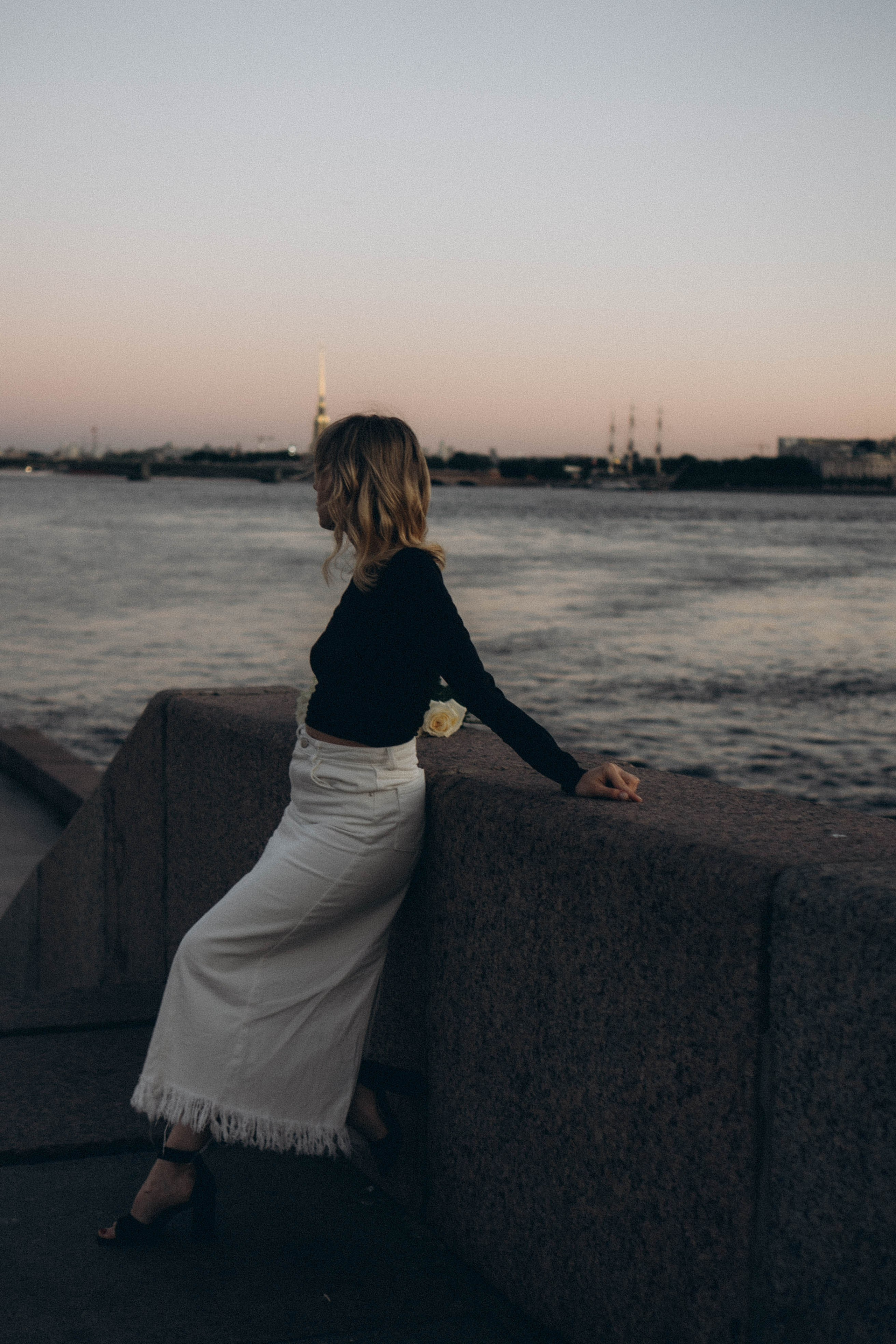 ПРОГУЛКА ПО ГОРОДУ В БЕЛЫЕ НОЧИ (другой вариант). Профессиональный фотограф, Санкт-Петербург — Виктория Богомолова