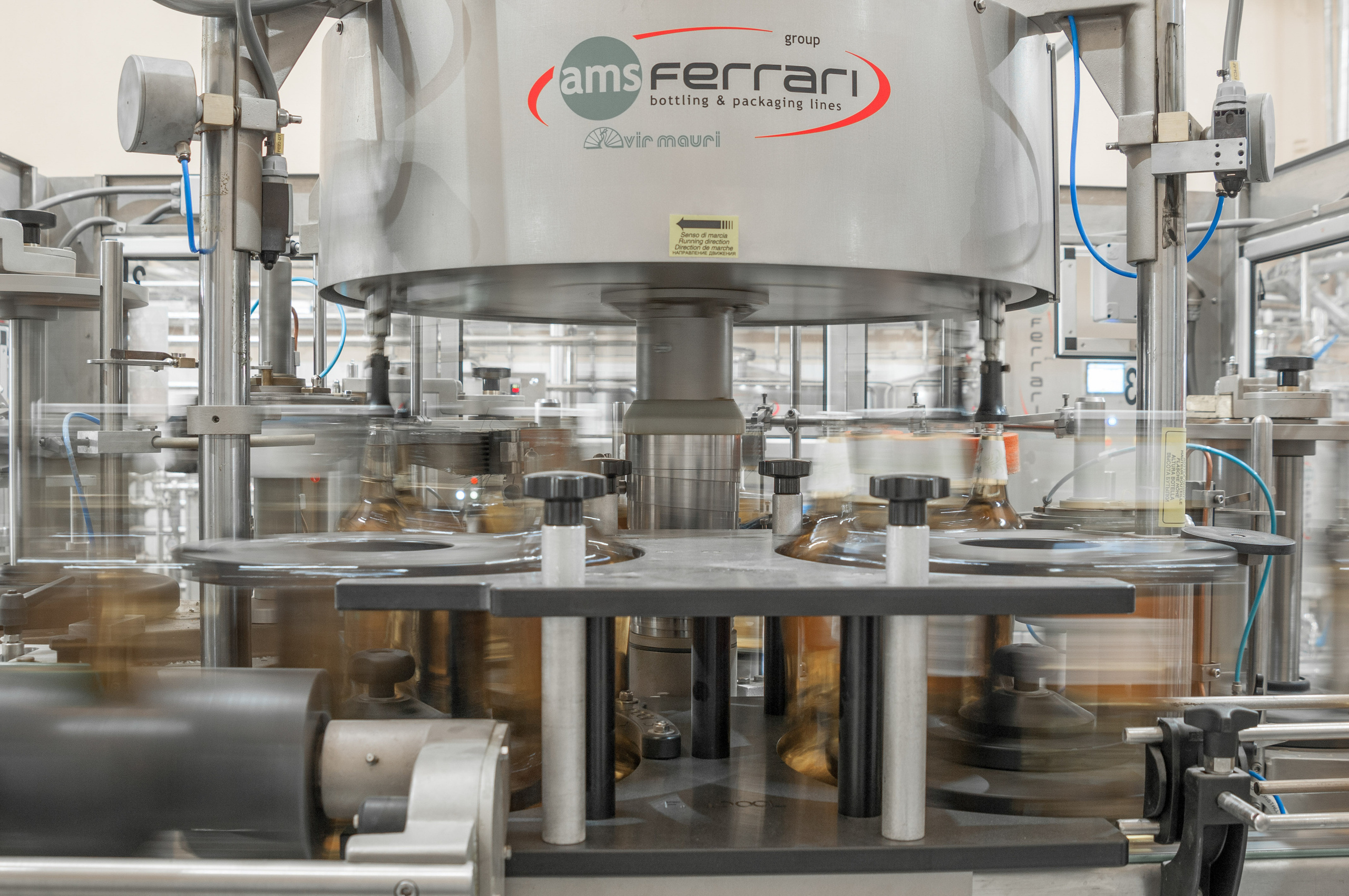 Промышленный фотограф в Алматы — съёмка производственных линий