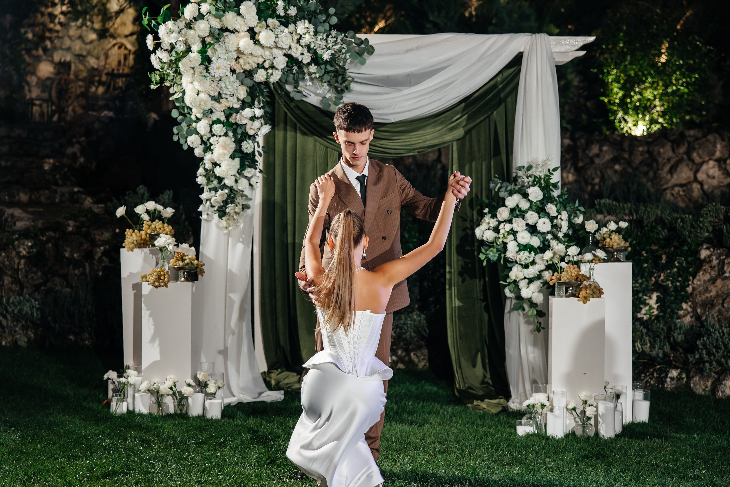 Анонс свадьбы для Павла и Евгении. Усадьба Феодоро. Свадебный фотограф в Крыму и Севастополе Ольга Баскакова