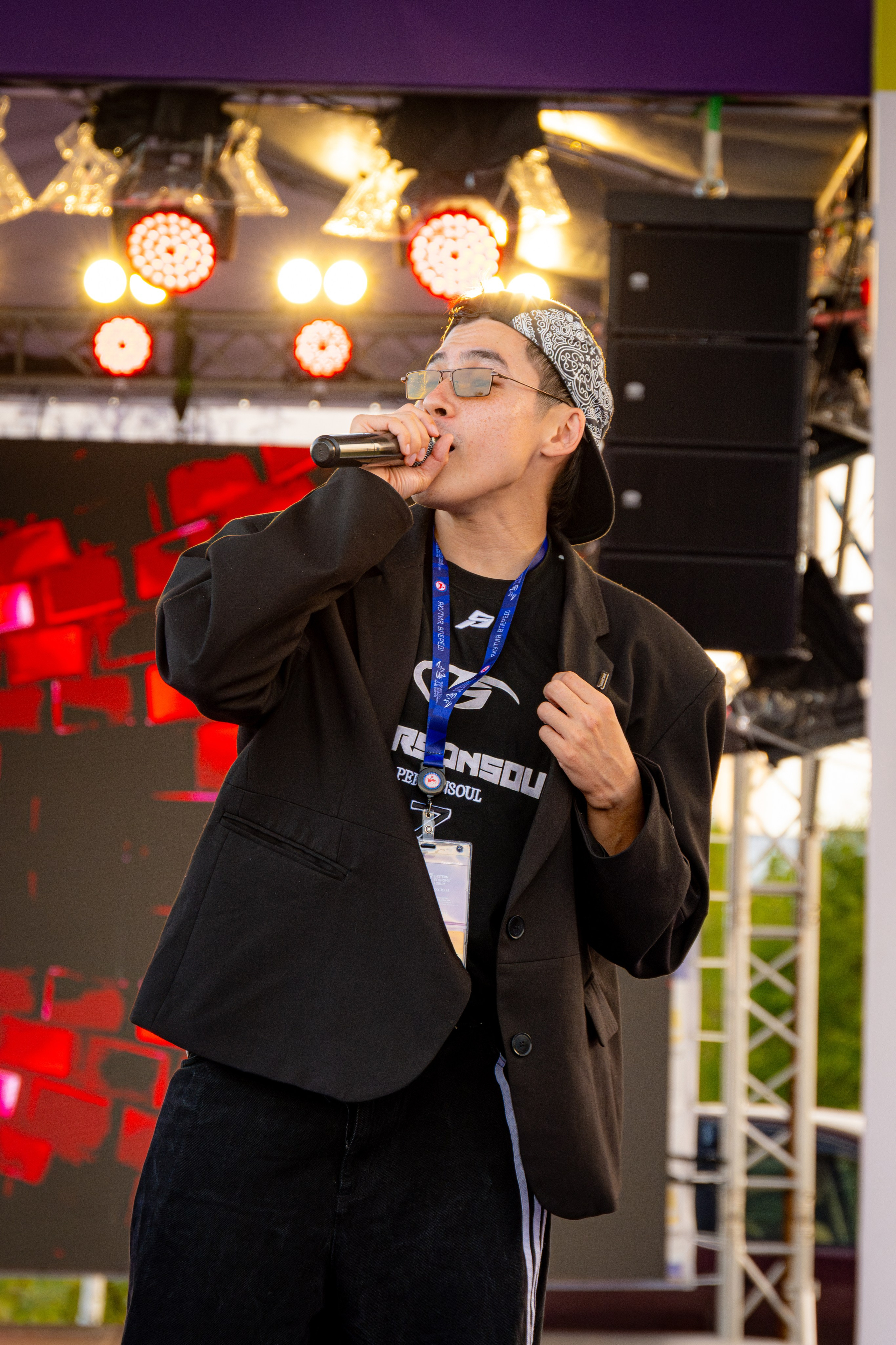 Выступление музыкального лейбла «Yieleex». Репортажный и портретный фотограф во Владивостоке Денис Седов