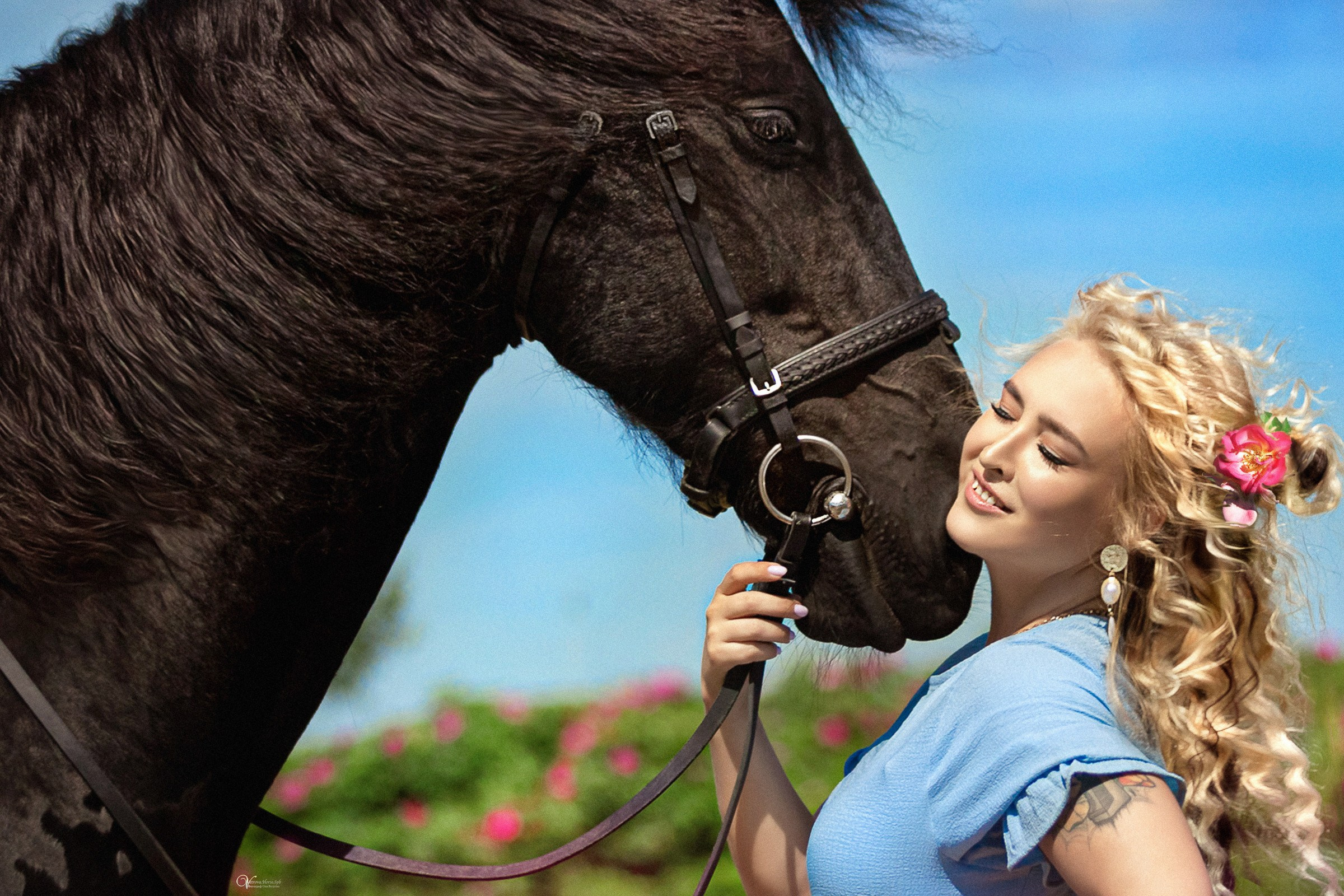 Фотосессии с лошадьми летом. Фотограф женский и мужской портрет Санкт-Петербург