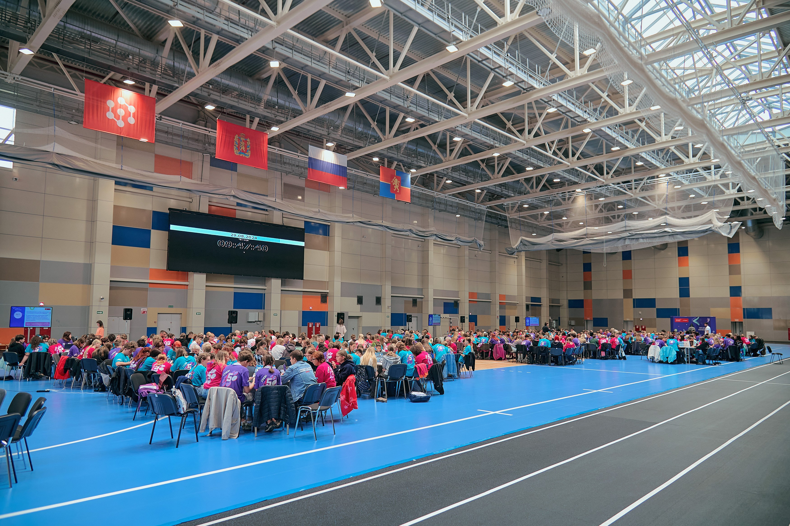 Большая перемена. Фотограф Яковлев Роман — Красноярск