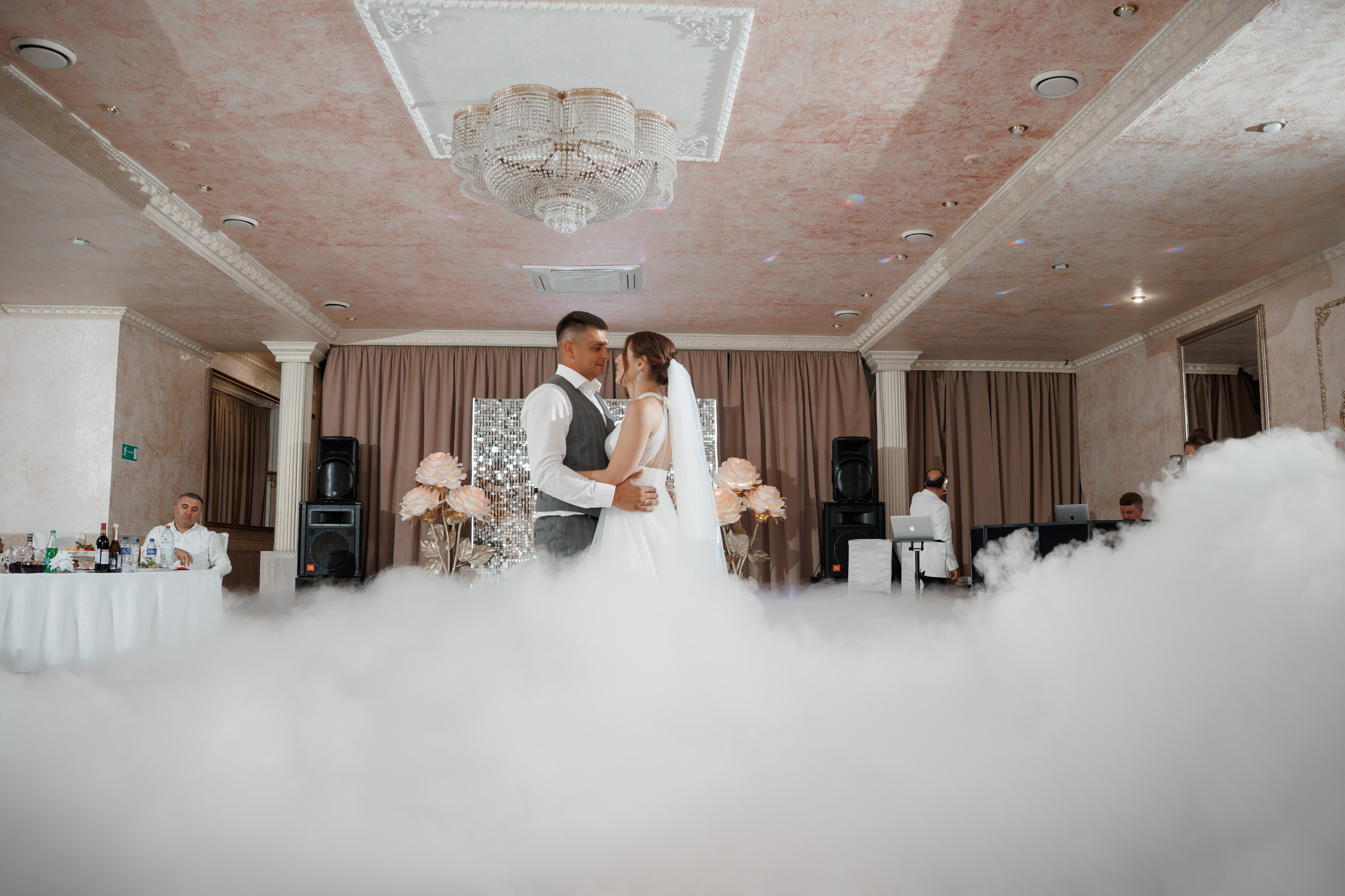 ЗАГС Бутово и Остафьево. Свадебный и репортажный фотограф (Москва, Королев и другие)