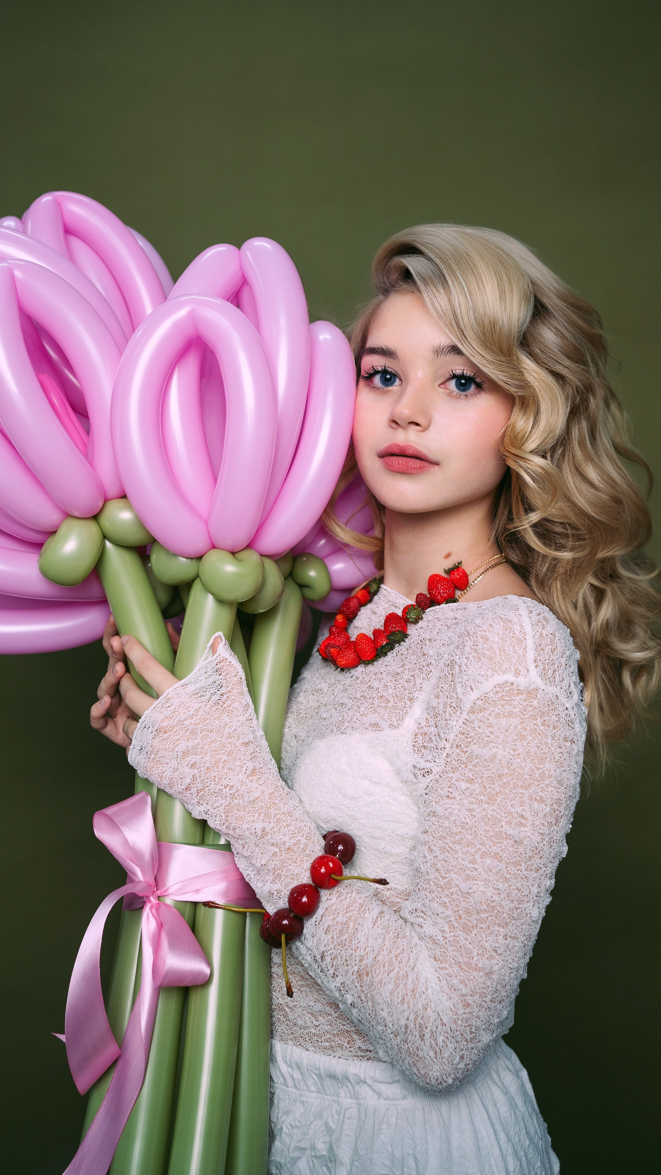 Вероника Журавлева и Степан Емельянов. Главная