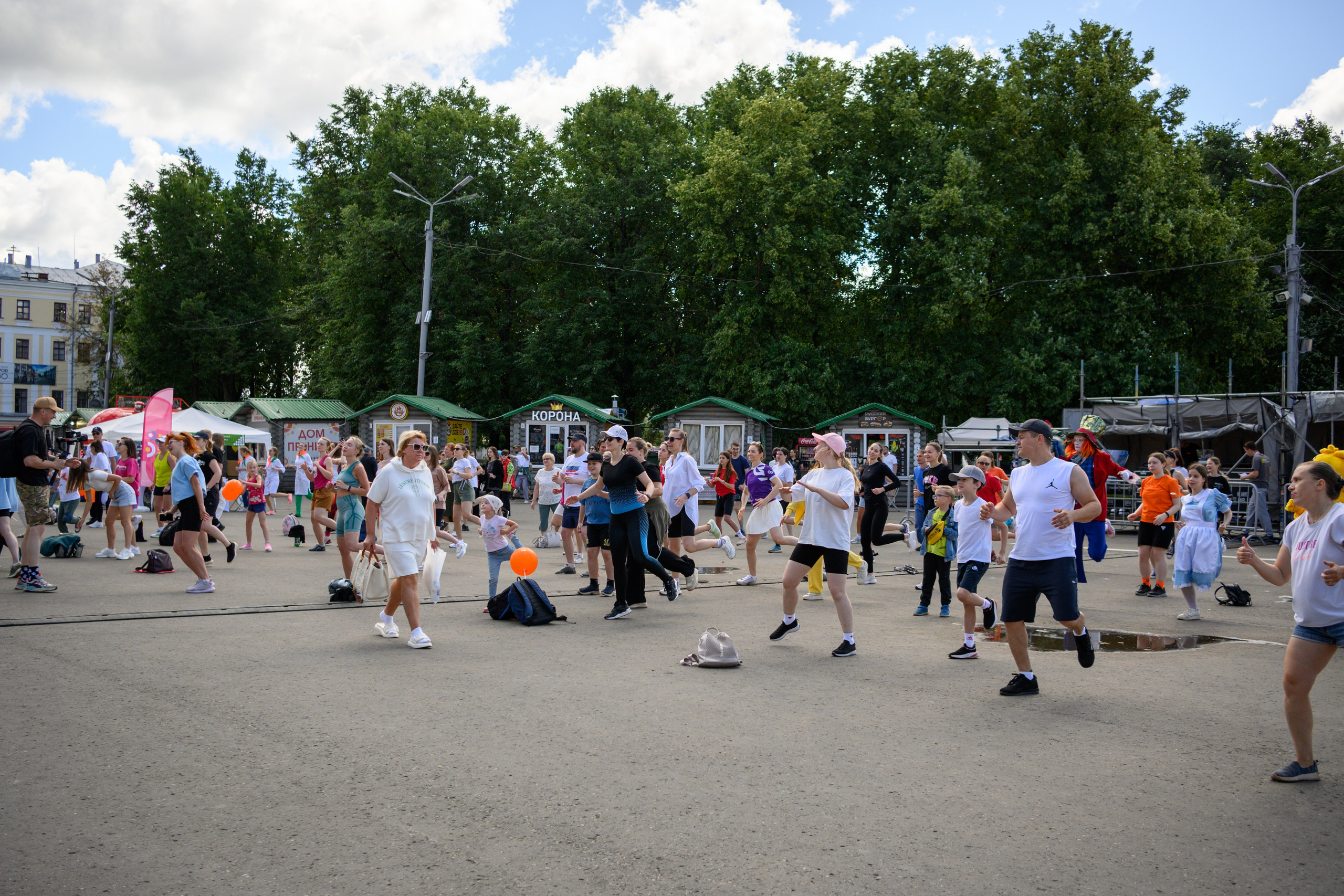 Семейный фитнес-фестиваль «Живи ярко»