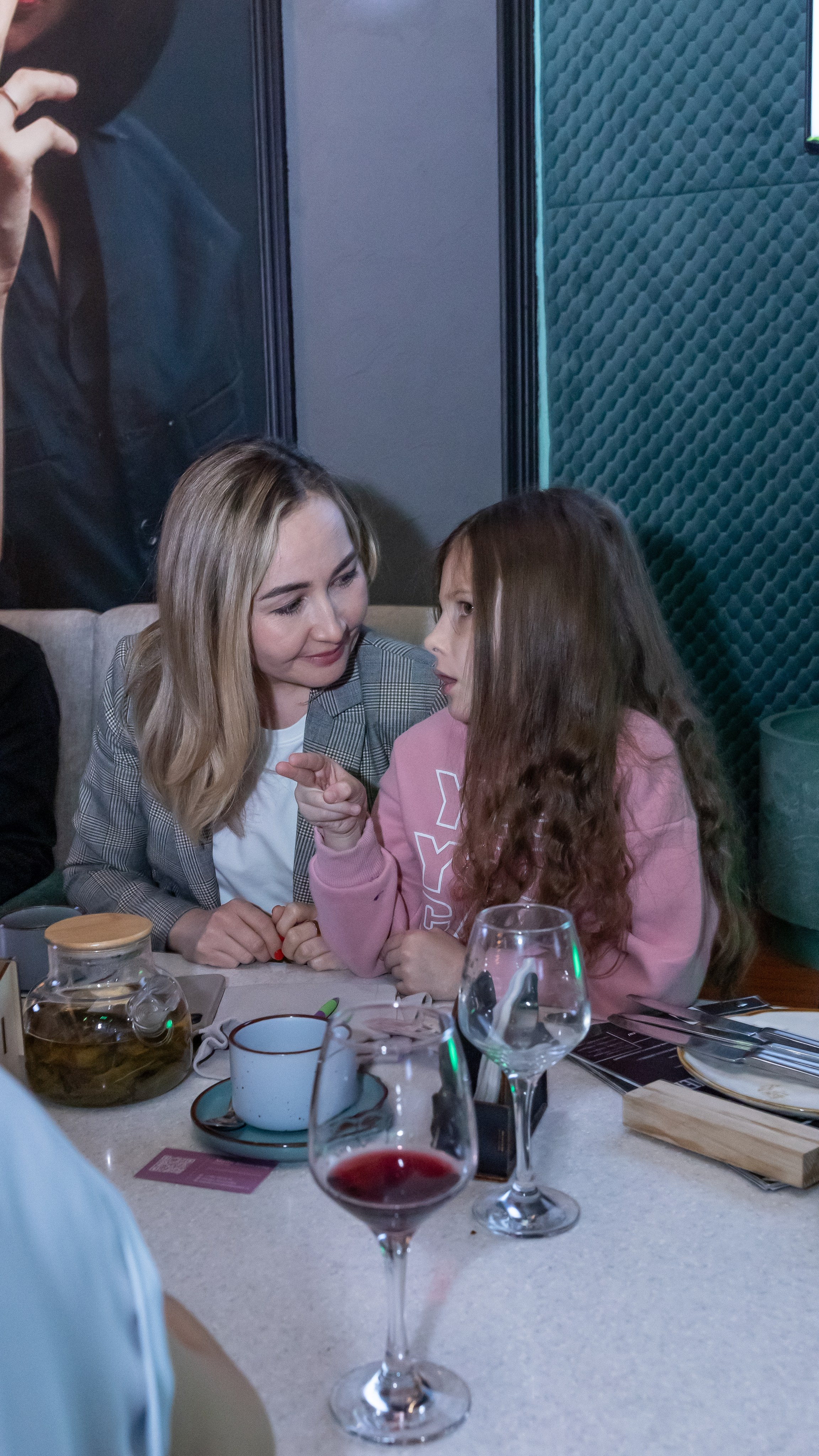 I`mom`s шоу-квиз «Детективы». Сказочный фотограф для Вас и Вашей семьи