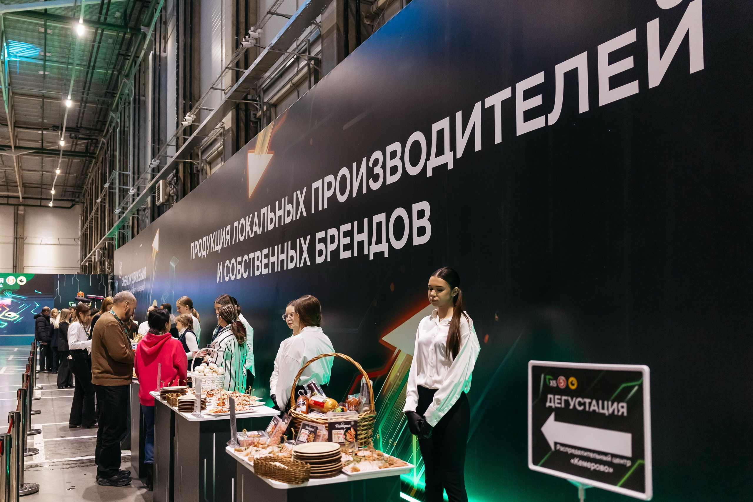 Открытие распределительного центра «Пятёрочки» и «Чижик» в городе Кемерово. Фотограф Кемерово | Сергей