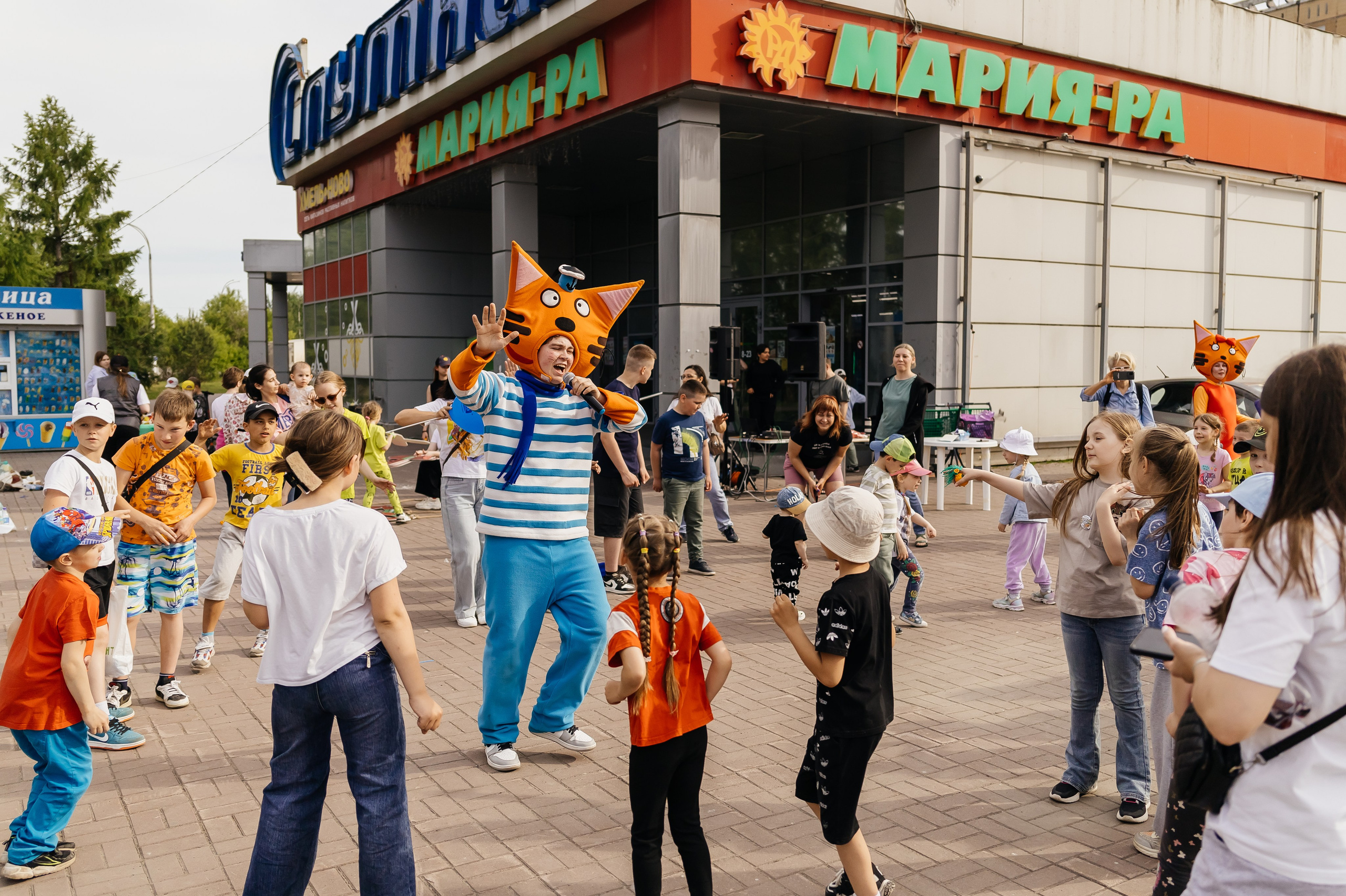 Детский праздник в «Мария — РА». Фотограф Кемерово | Сергей
