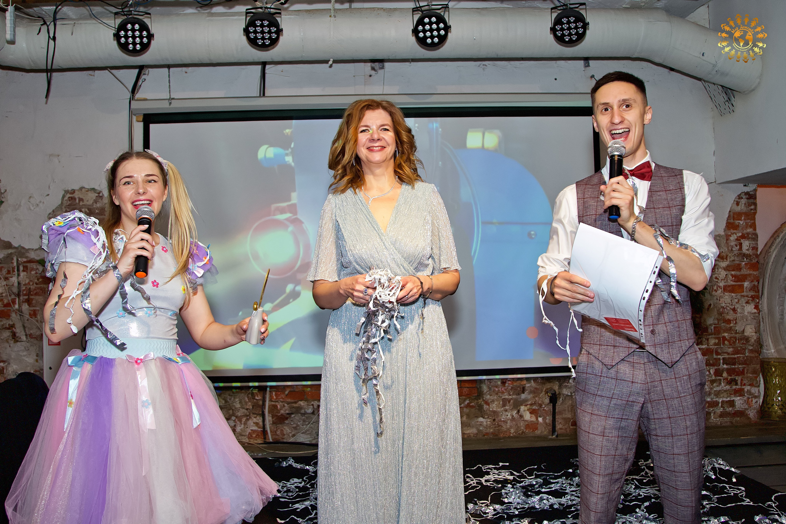 Выпускной 2023 (Школа 109, 4-й класс). Репортажная съемка в Москве и области. Анималистика