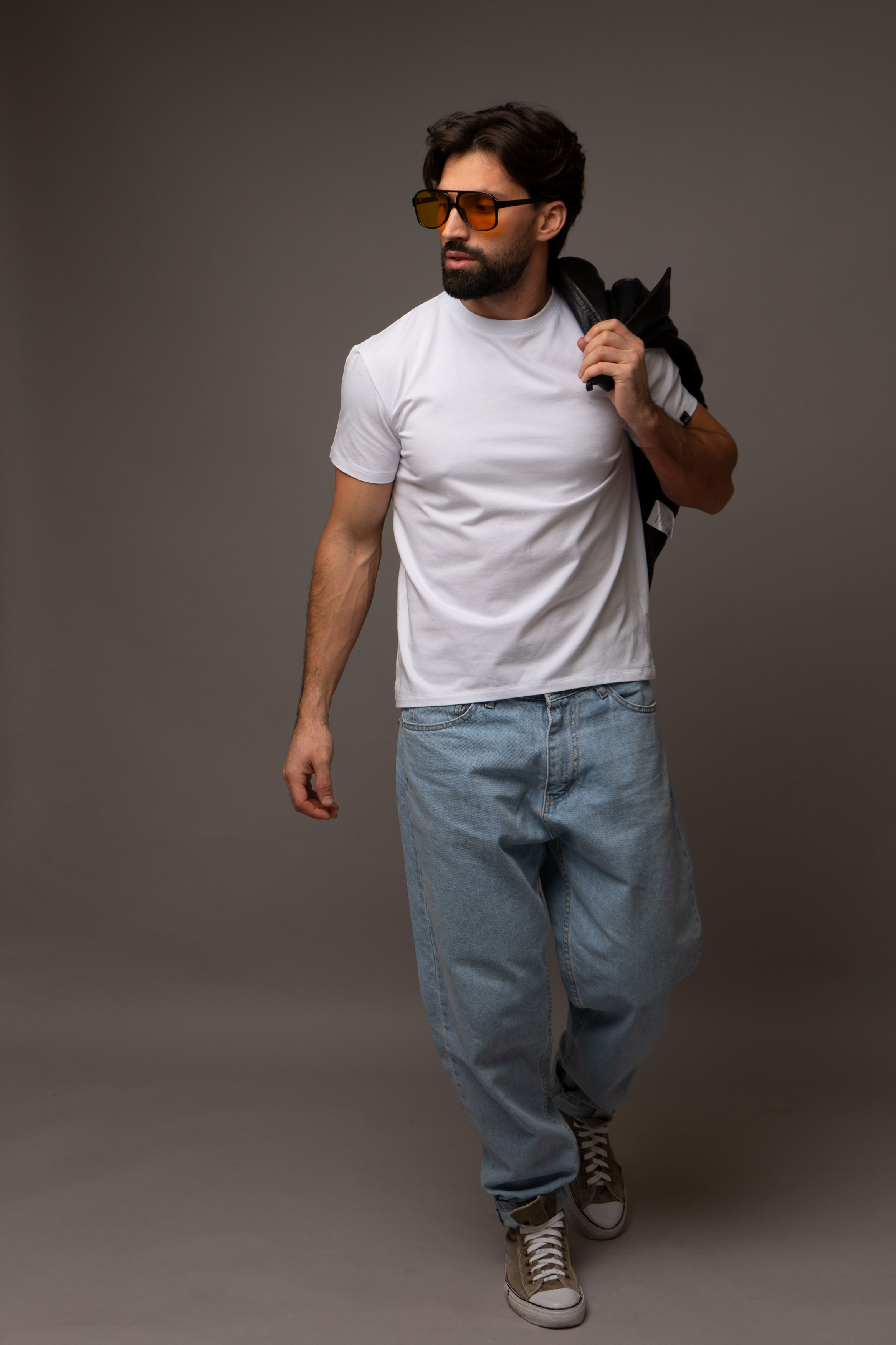 Мужские футболки — Каталог. Фотограф Андрей Сокол — Санкт-Петербург/Москва