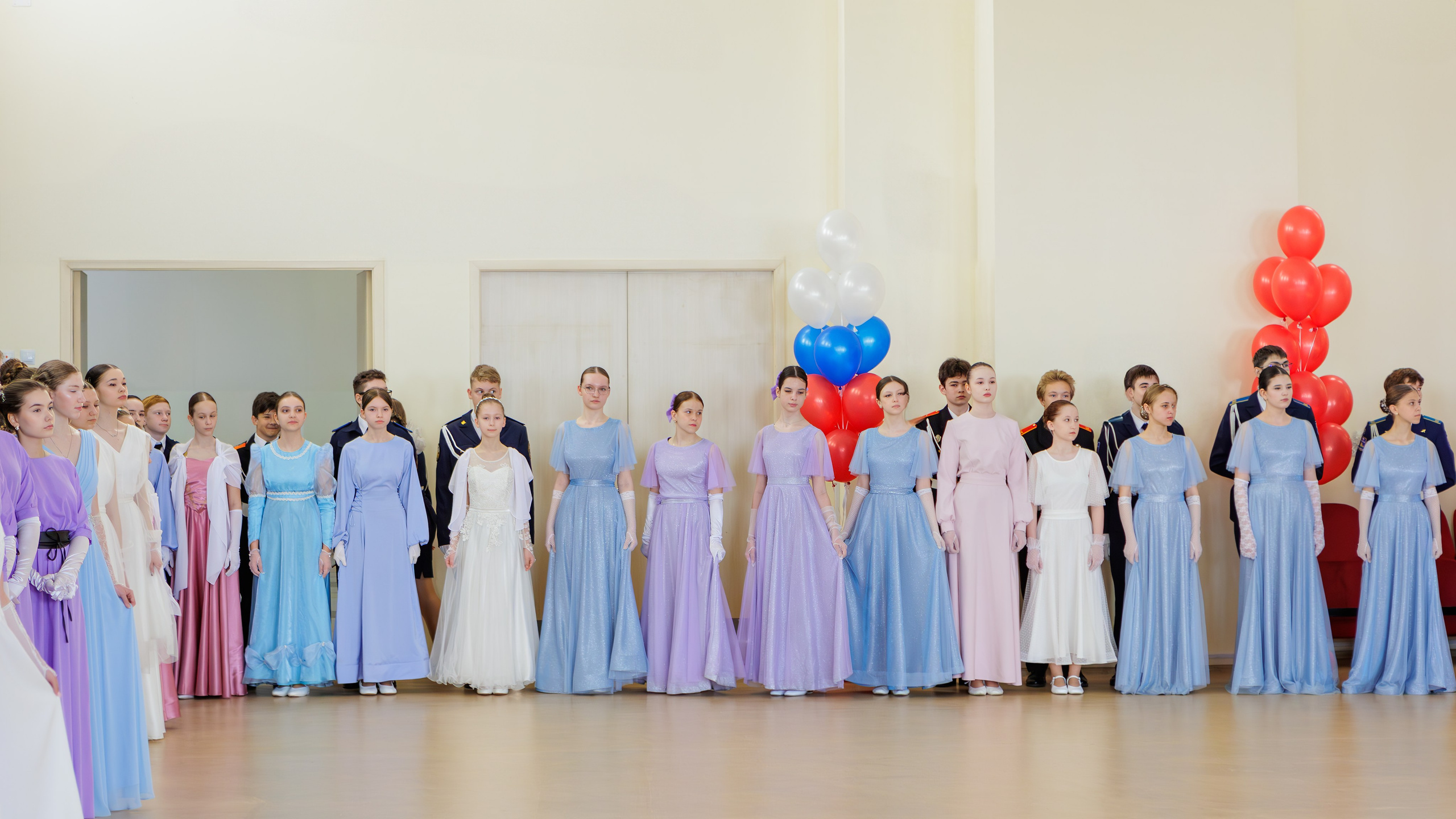 Гимназия 7 Кадетский бал