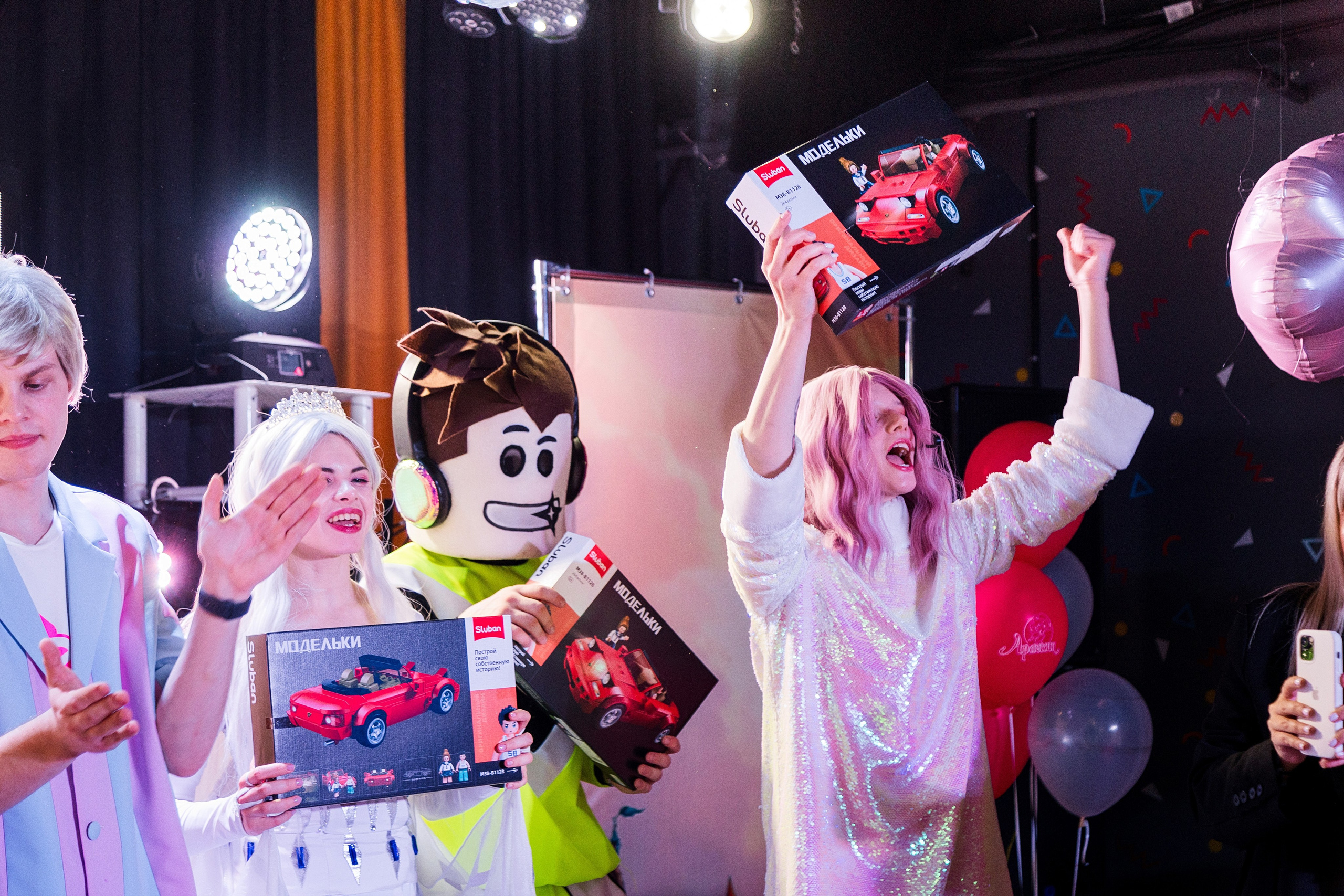 Арлекину 18 лет. Детский фотограф видеограф в Хабаровске Михаил Орлов