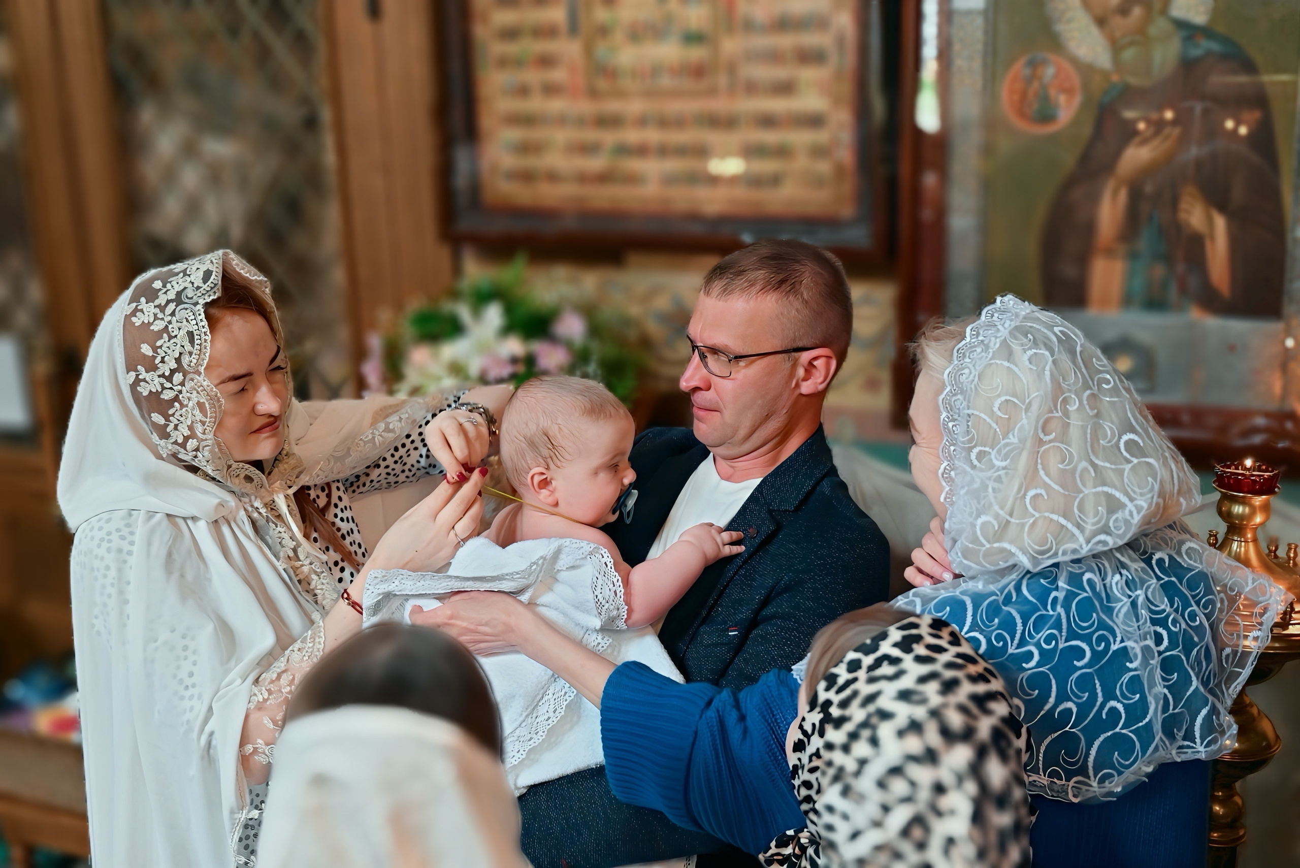 Крещение мама Лилия. Семейный и детский фотограф Москва