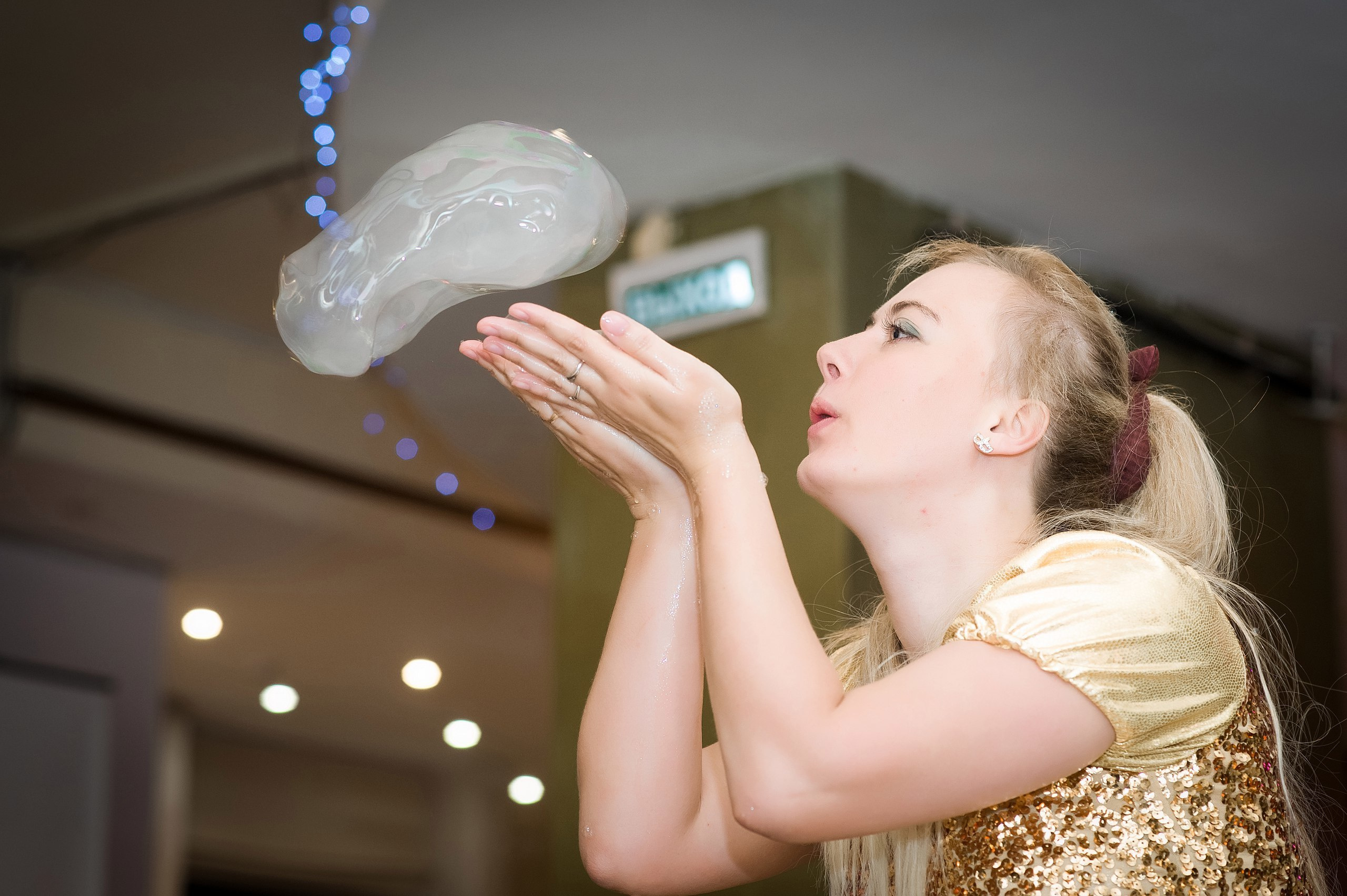 Корпоратив. Завтрак в платьях