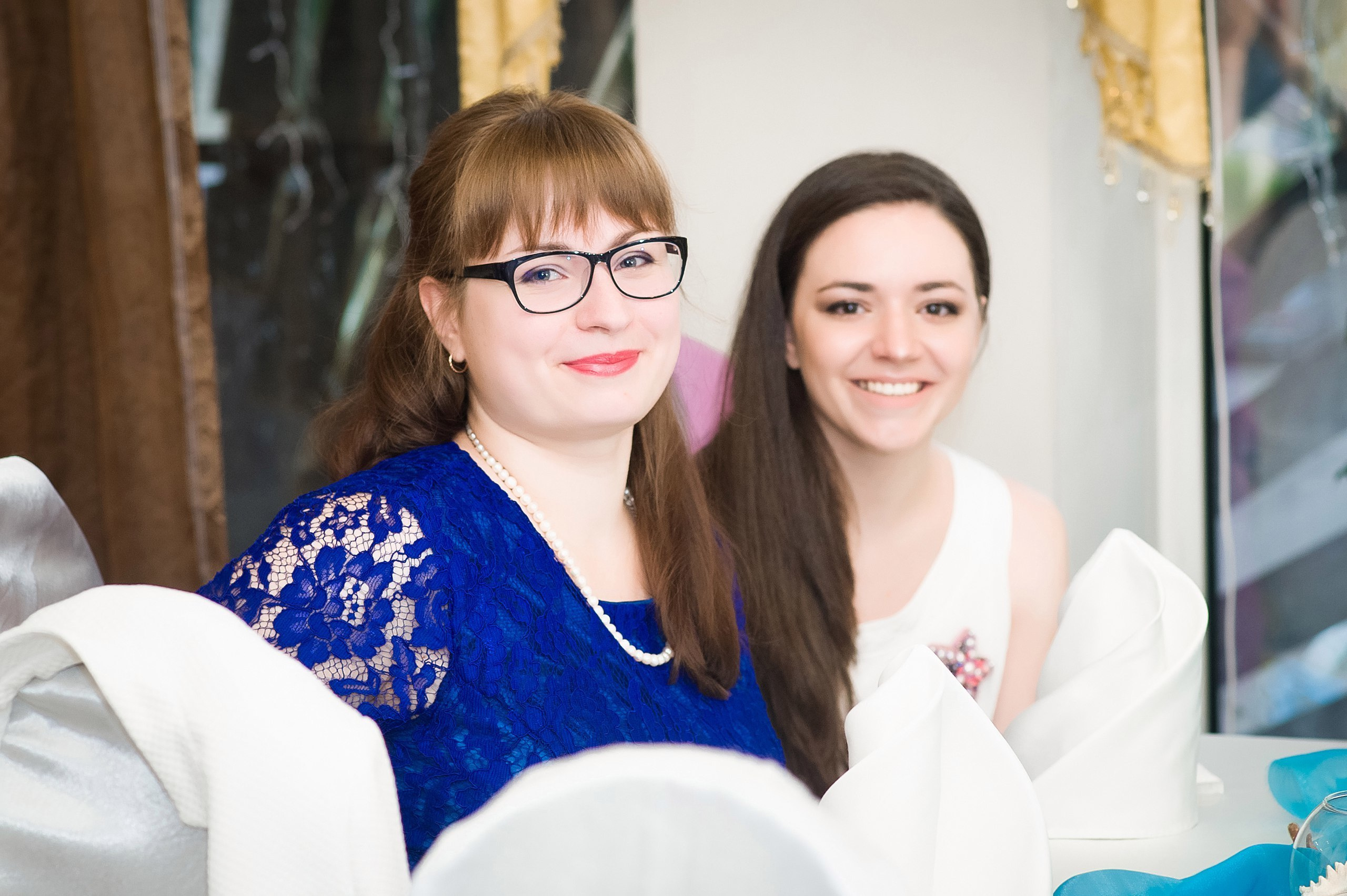 Корпоратив. Завтрак в платьях