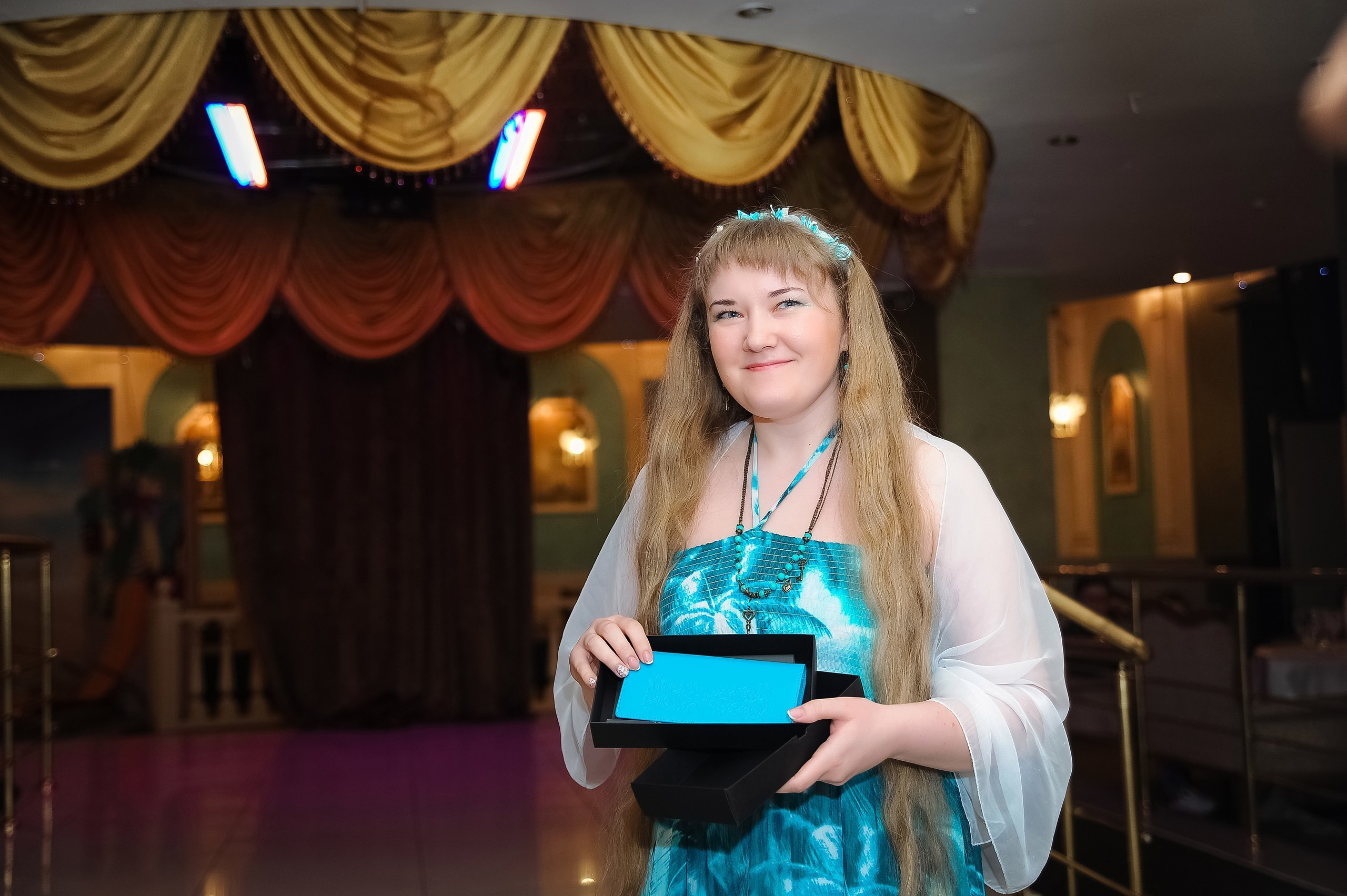 Корпоратив. Завтрак в платьях