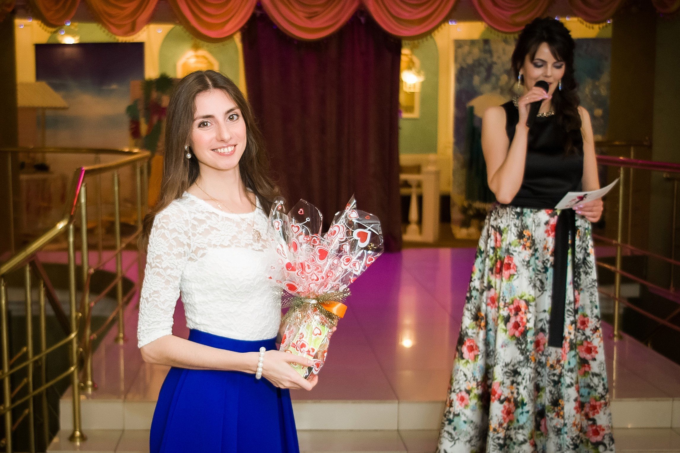 Корпоратив. Завтрак в платьях