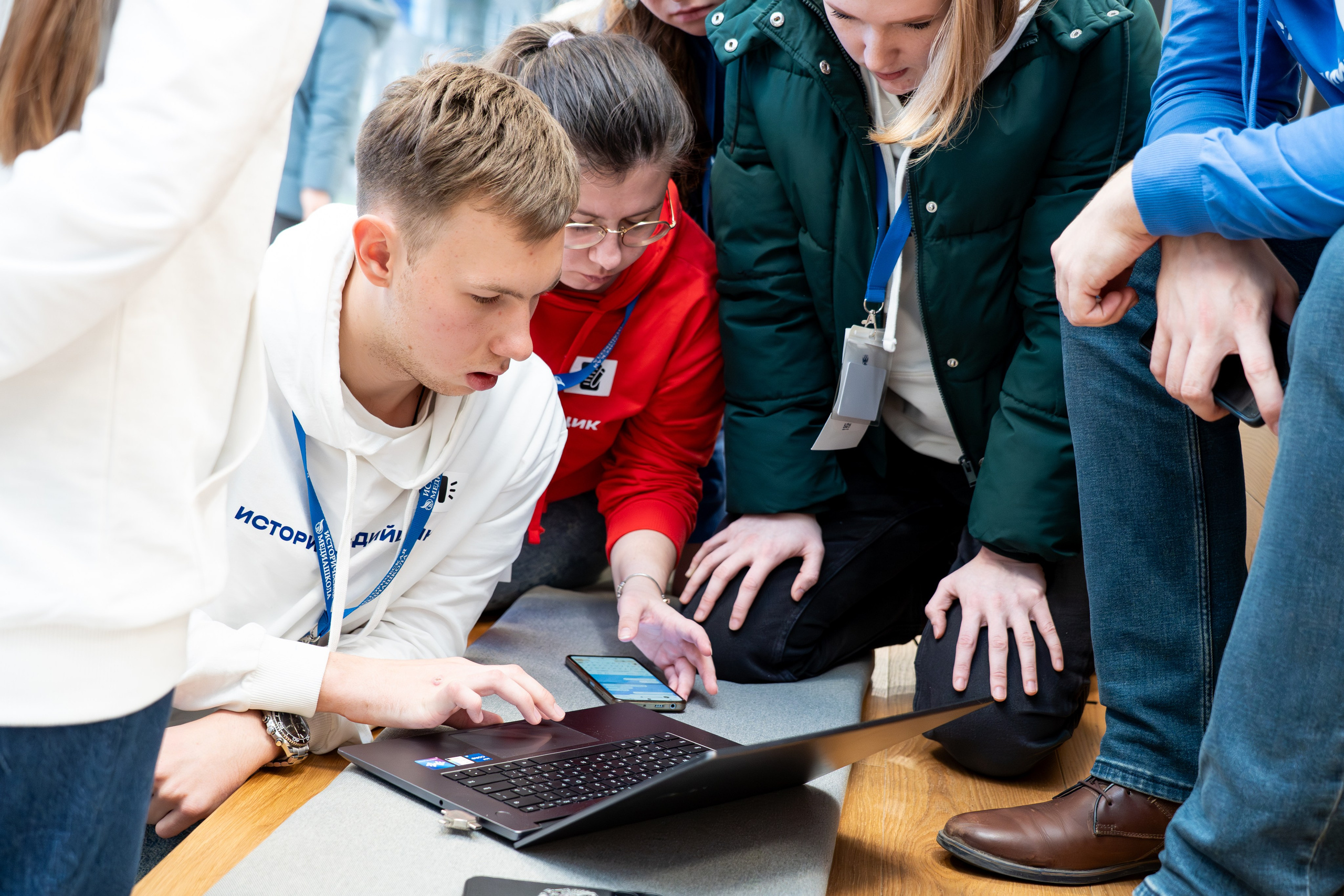 Историческая медиашкола 2025 в Калининграде. Репортажный фотограф в Москве Легкая Софья