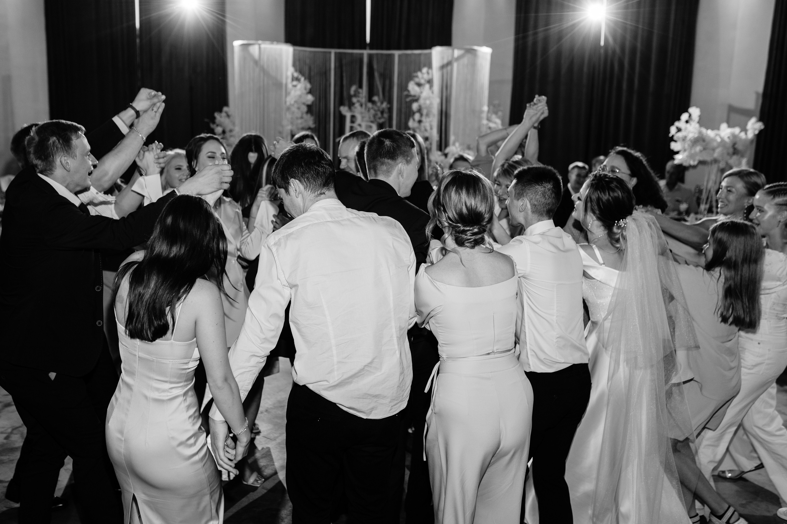 Свадебная фотосессия и банкетная часть в усадьбе СПБ. Свадебный фотограф СПБ