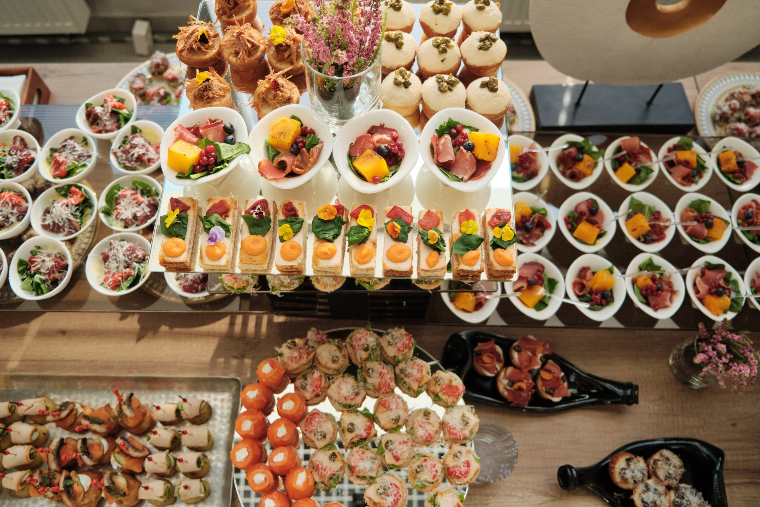 Открытие салона 100 градусов. Антон Ив