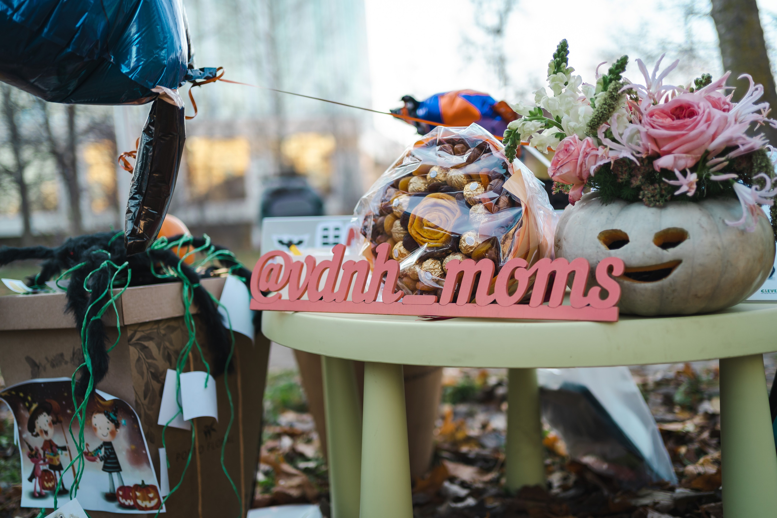 Хэллоуин с «Мамами ВДНХ». Семейный фотограф Варвара Сорока в городе Москве