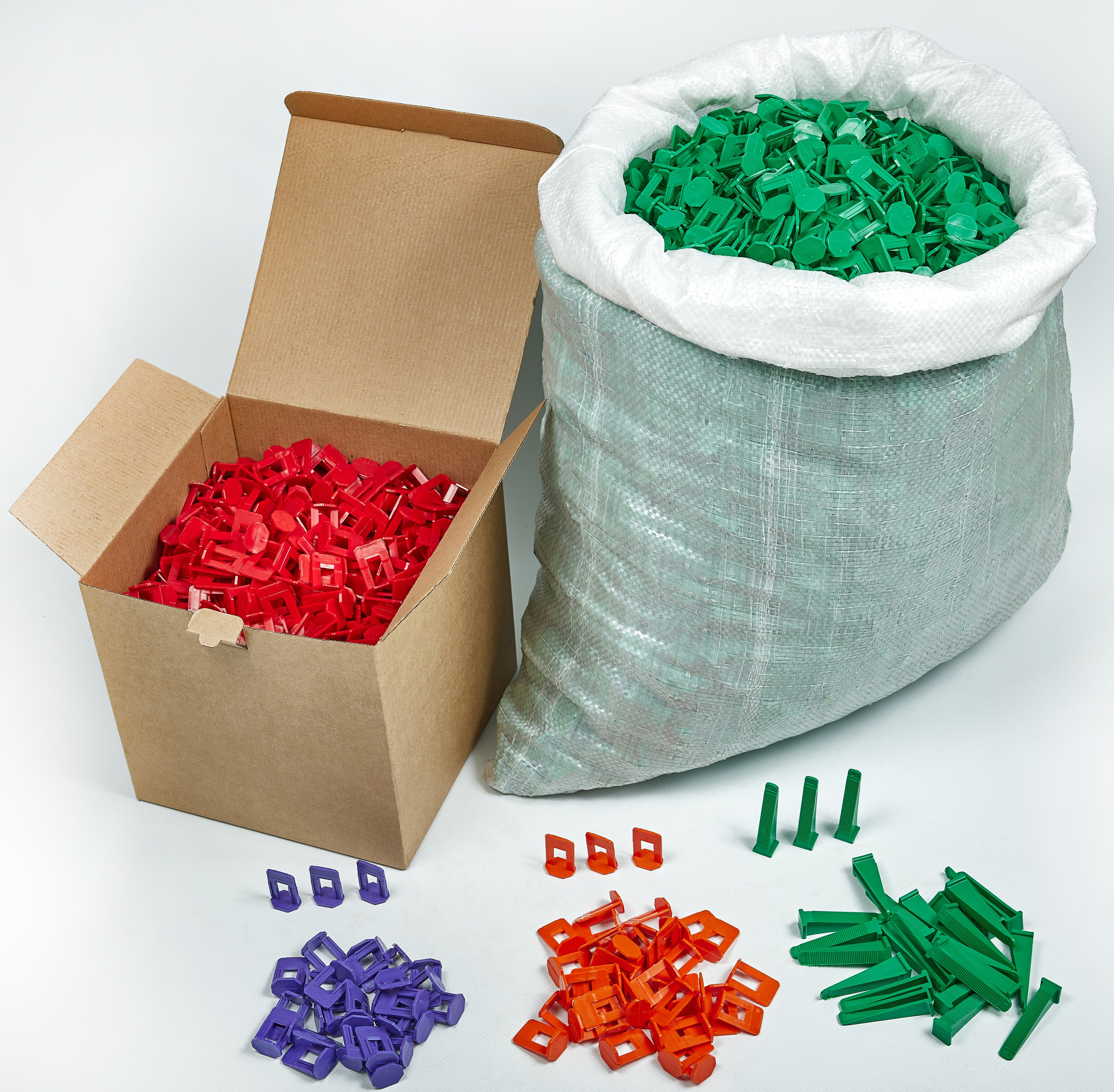 Пластмассовые изделия. Разножанровый Фотограф в Омске Артём Руднев