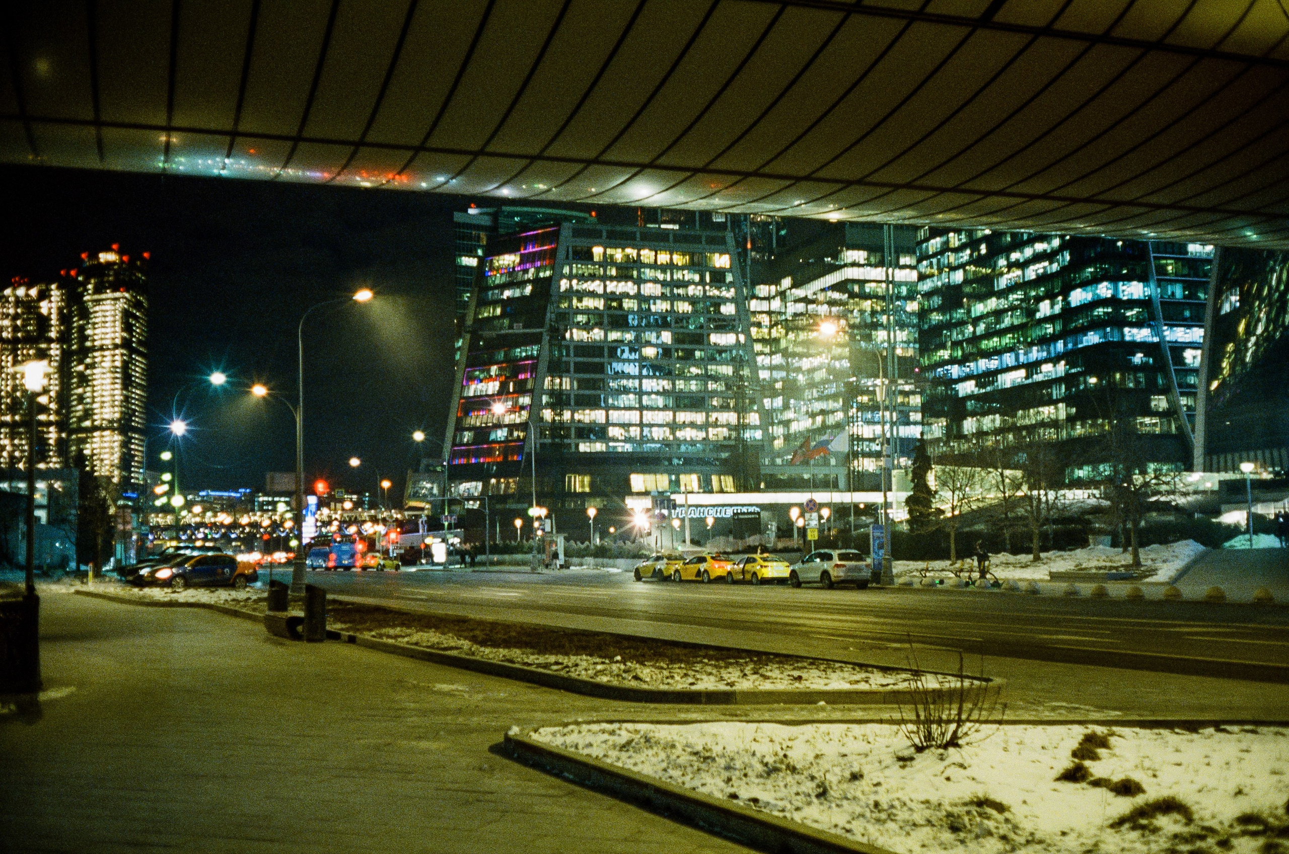 Обзор фотоаппарата Canon Canonet QL17 G-III и примеры фотографий