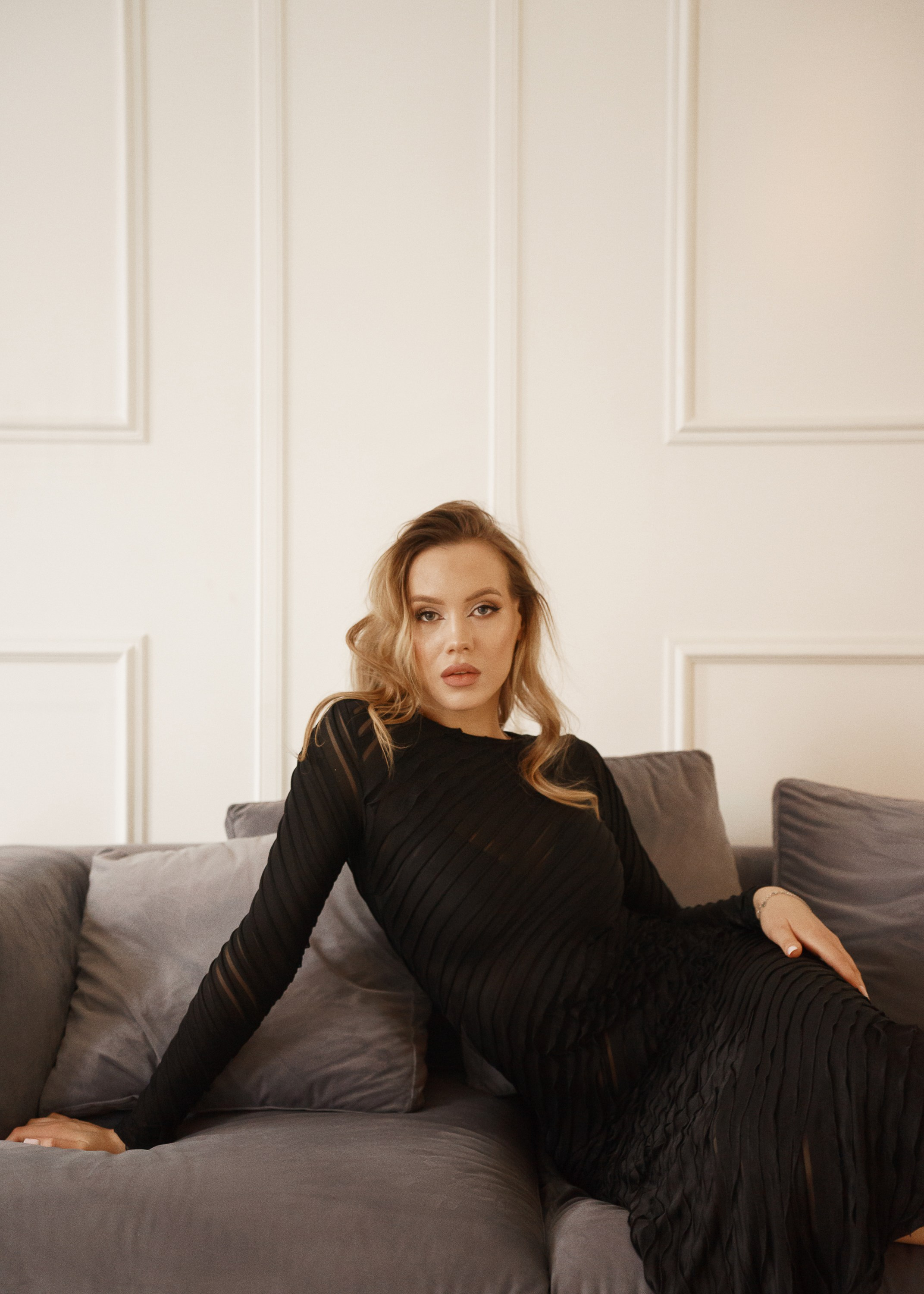 ВИКА И БАКС. Женский портрет