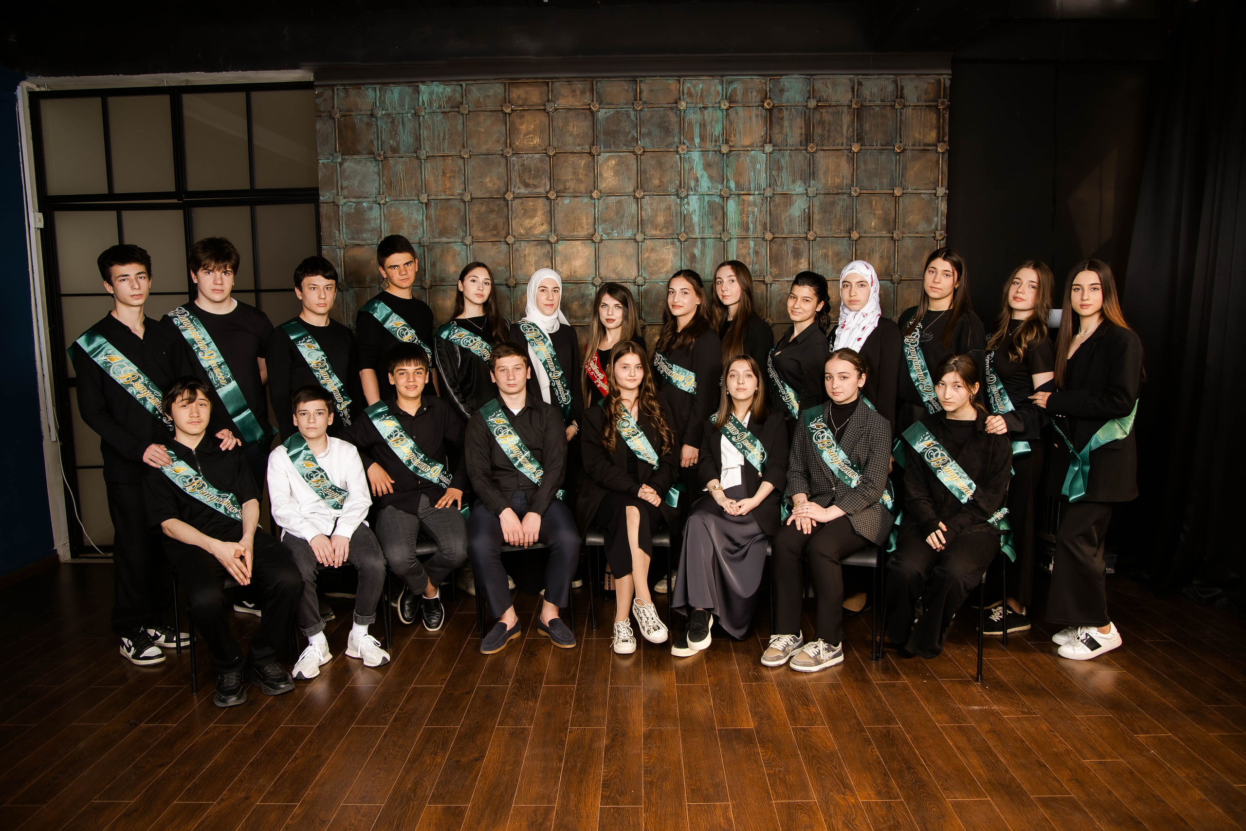 Выпуск 2024 Махачкала 38 школа. Свадебный и семейный фотограф респ. Дагестан и г. Москва Диана Старри