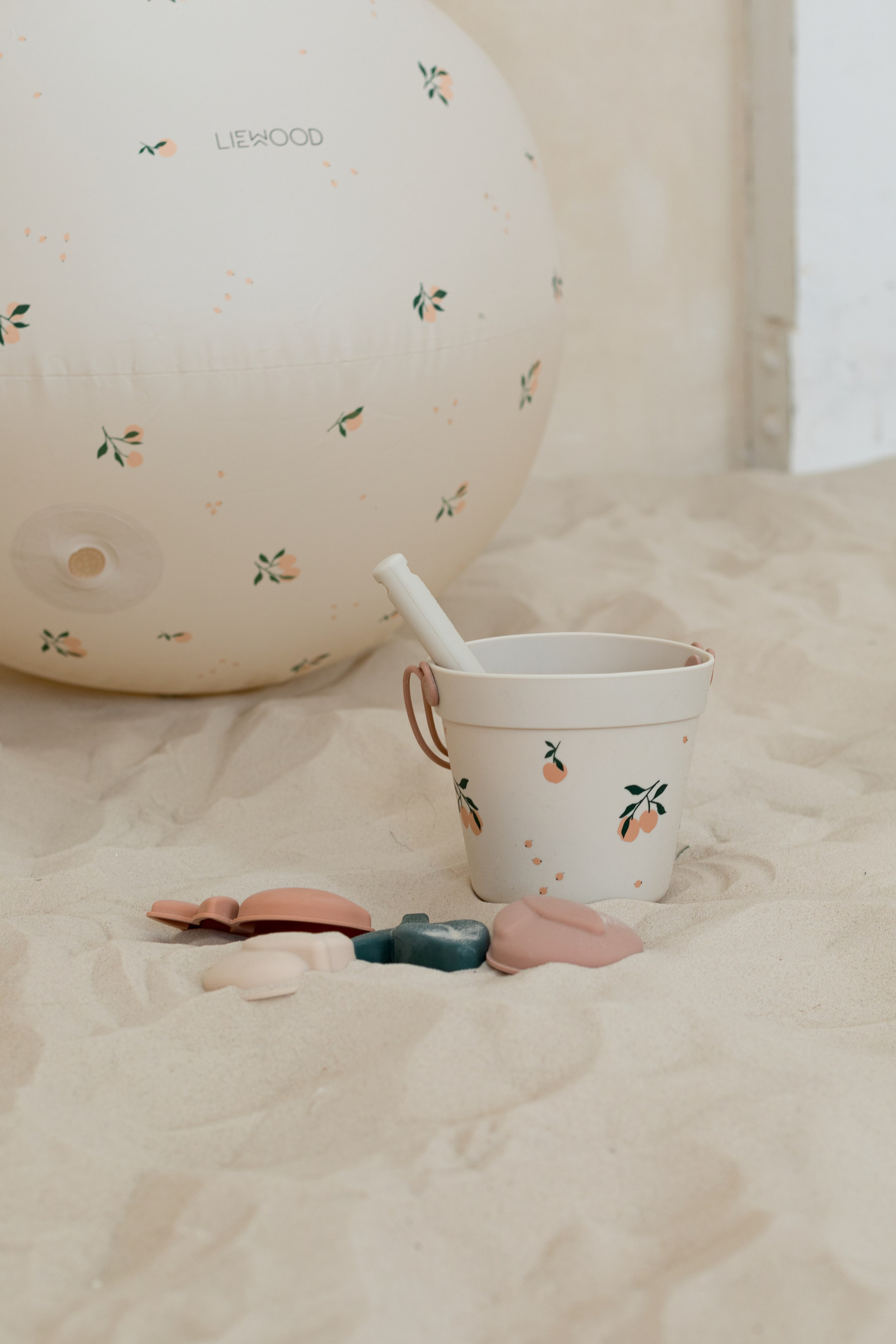 Фотосессия в песке для детского бренда. Детский и контент фотограф Надя Волкова Санкт-Петербург