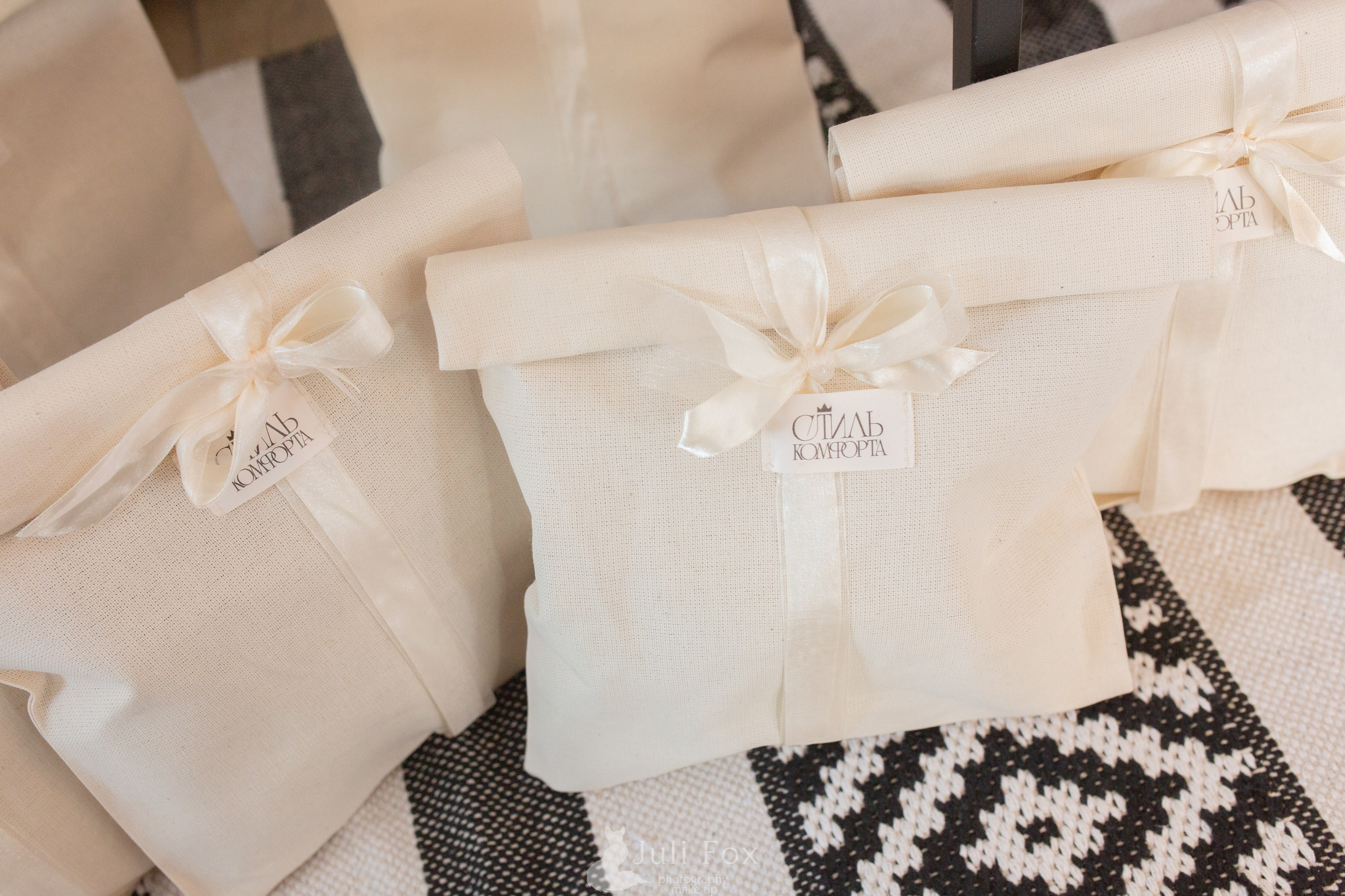 Фотосъемка для маркетплейсов во Владивостоке. Портретный, свадебный, репортажный фотограф во Владивостоке Юлиана Джули Фокс