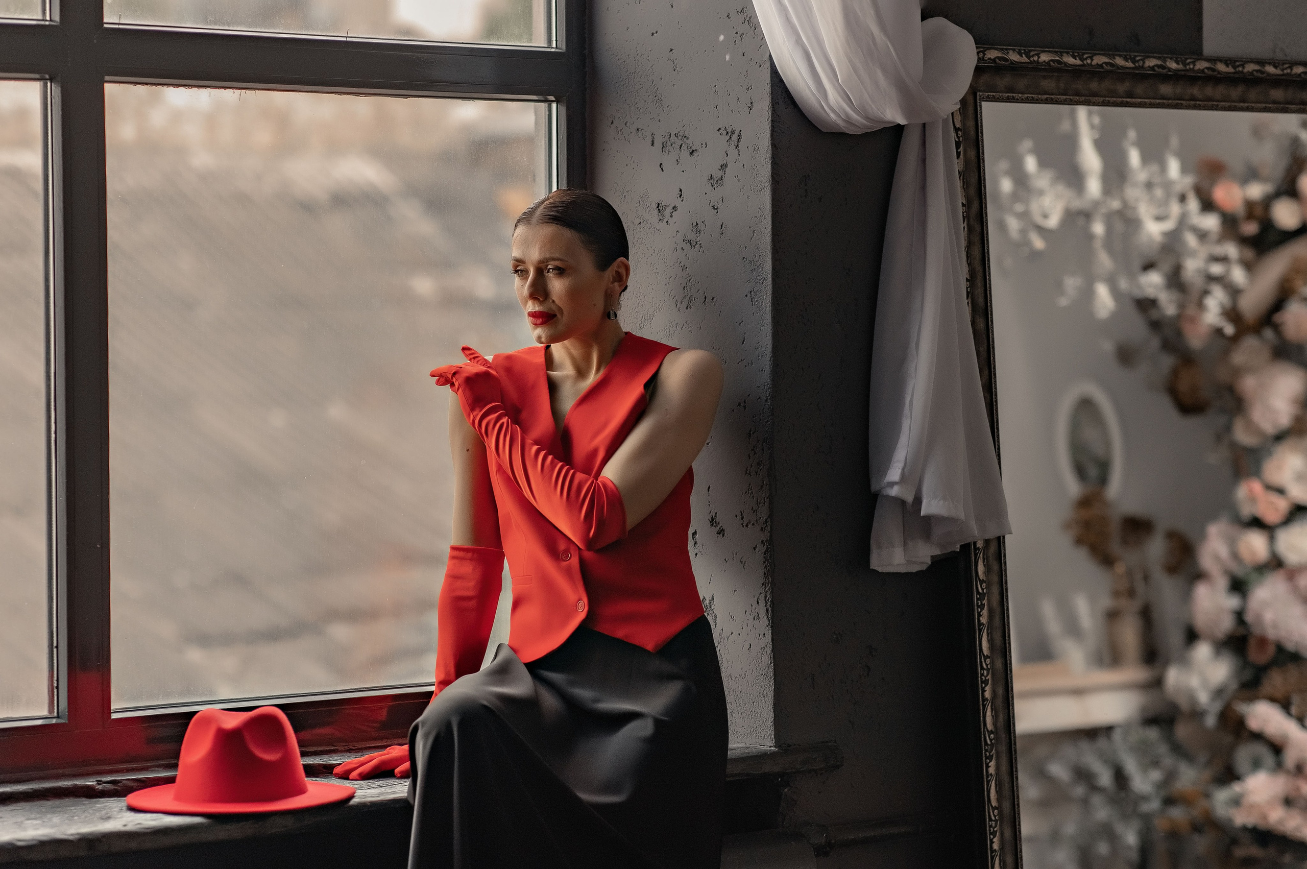 Женский портрет. Фотограф-стилист Крым Прокат одежды в Крыму. Фотосессии в Крыму