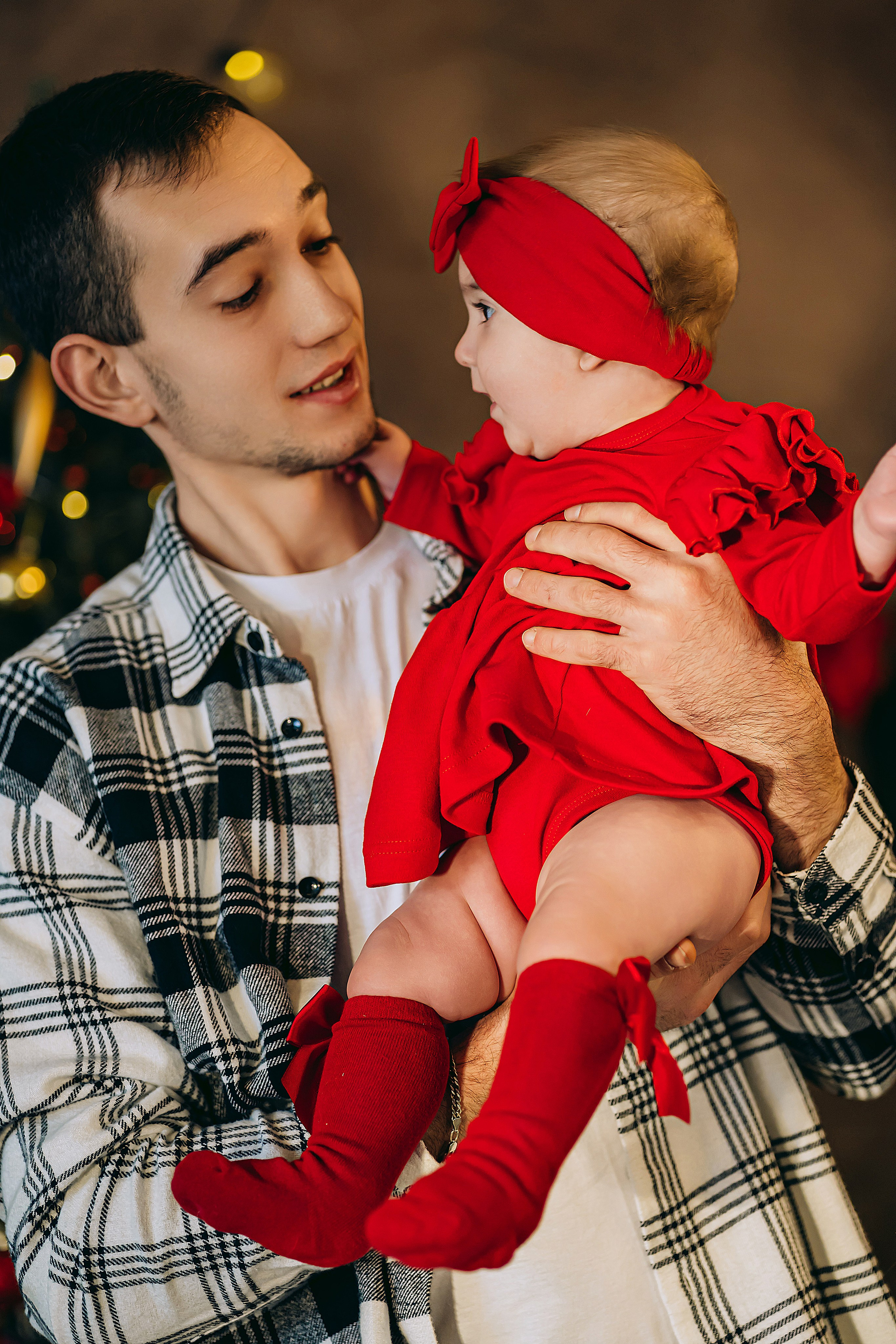 Семейная фотосессия в студии с ребенком