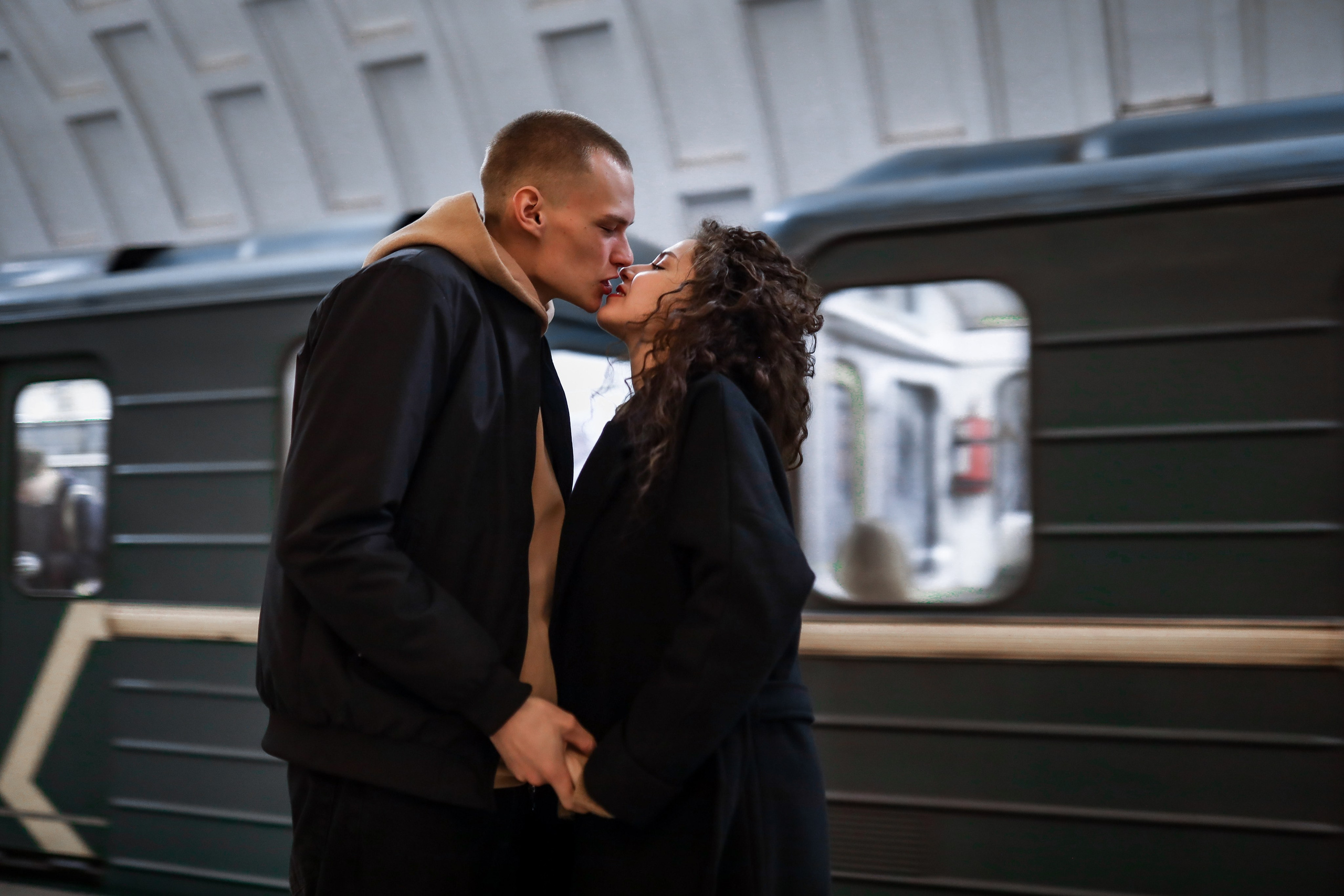 Метро Арина и Денис. Kharchenkotatianaweddingphoto