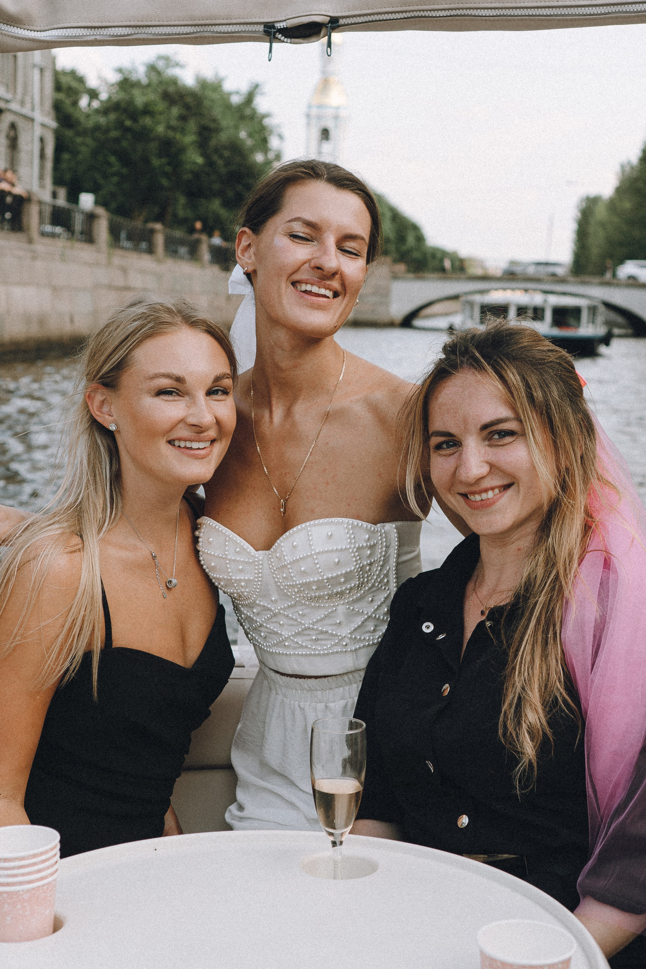 ДЕВИЧНИК НА КАТЕРЕ. Профессиональный фотограф, Санкт-Петербург — Виктория Богомолова