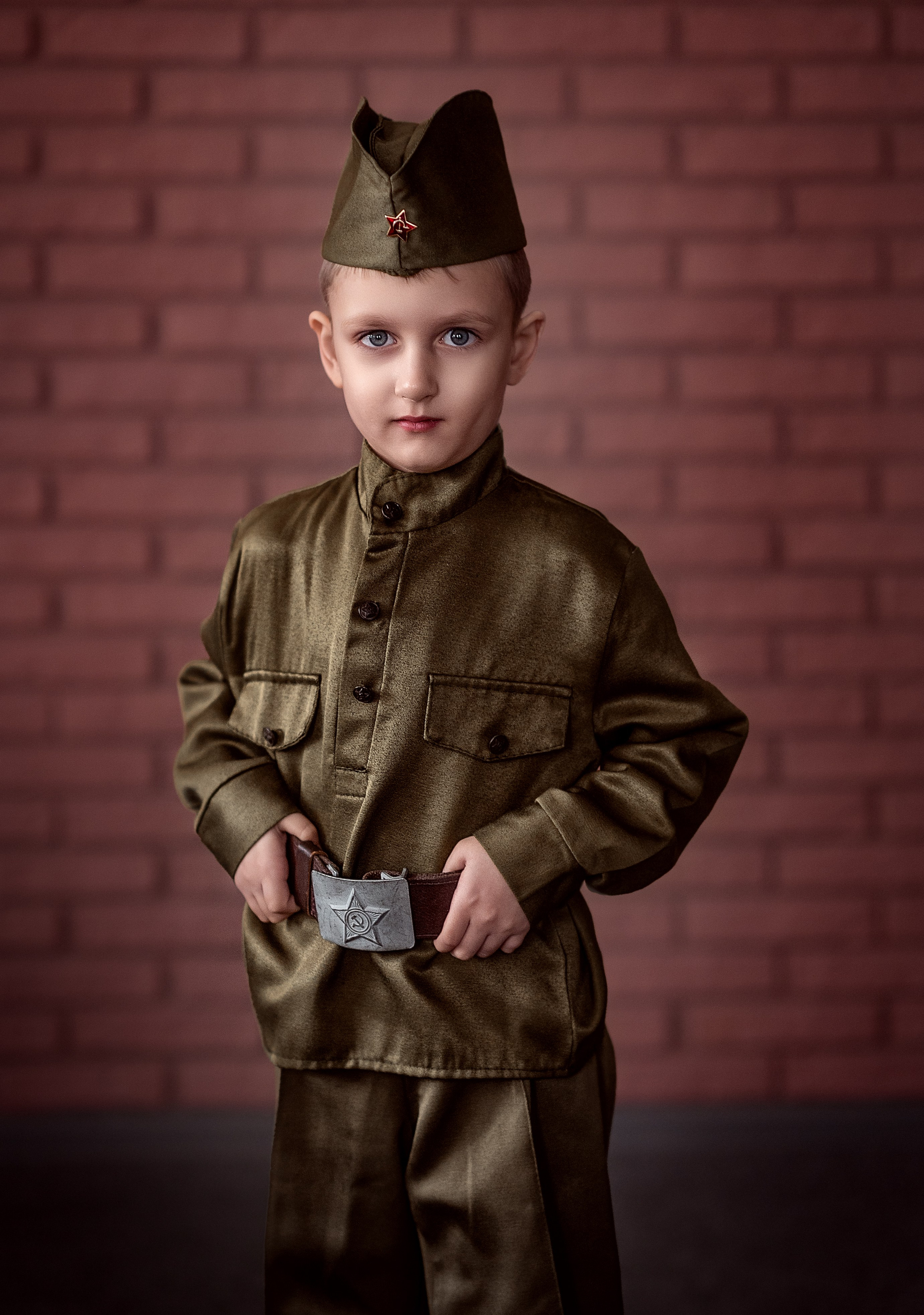 ЗАЩИТНИКИ. Семейный фотограф Екатеринбург Лора Мур