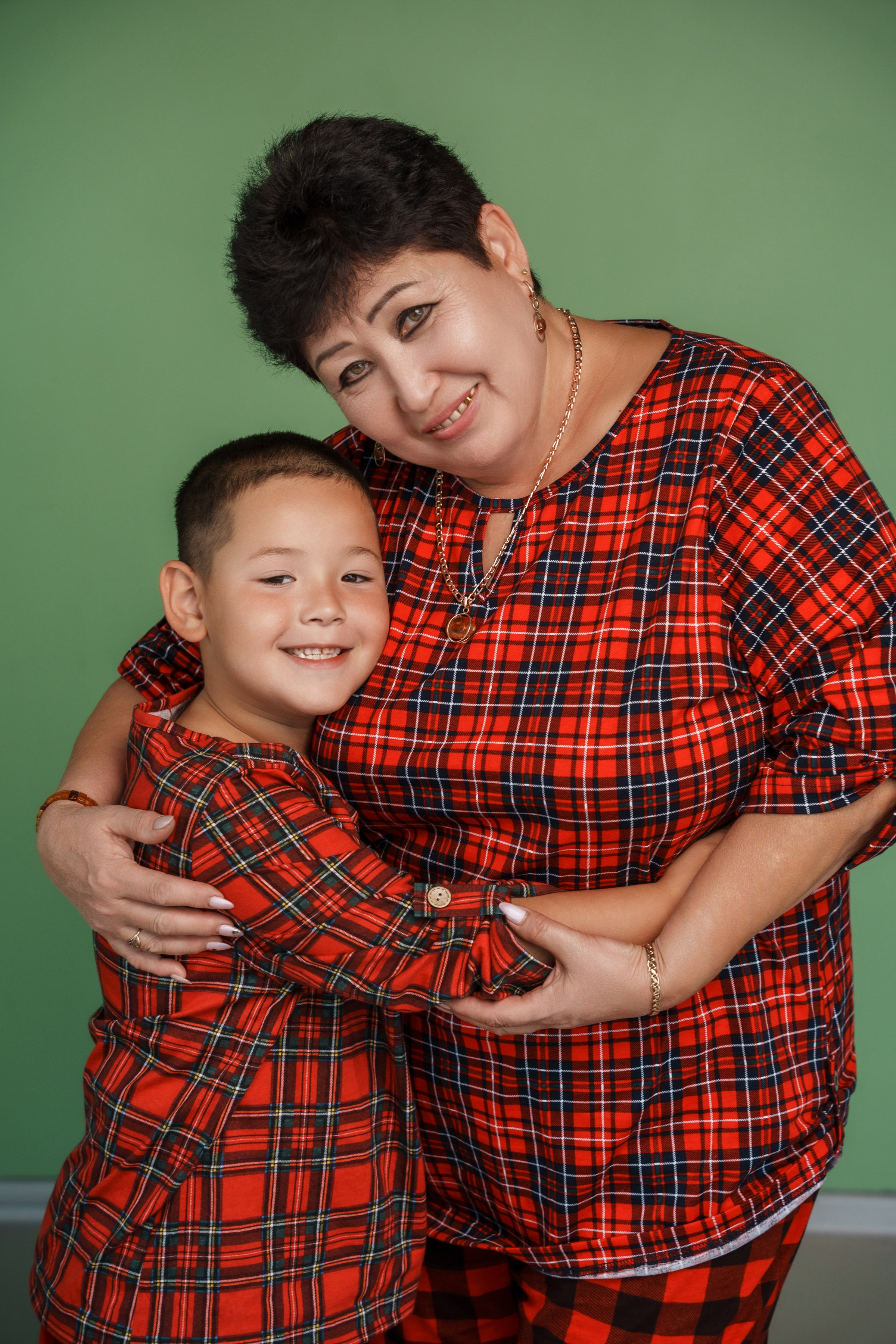 Семейная сьемка в студии с близкими. Ольга Плаксина фотограф в Саратове