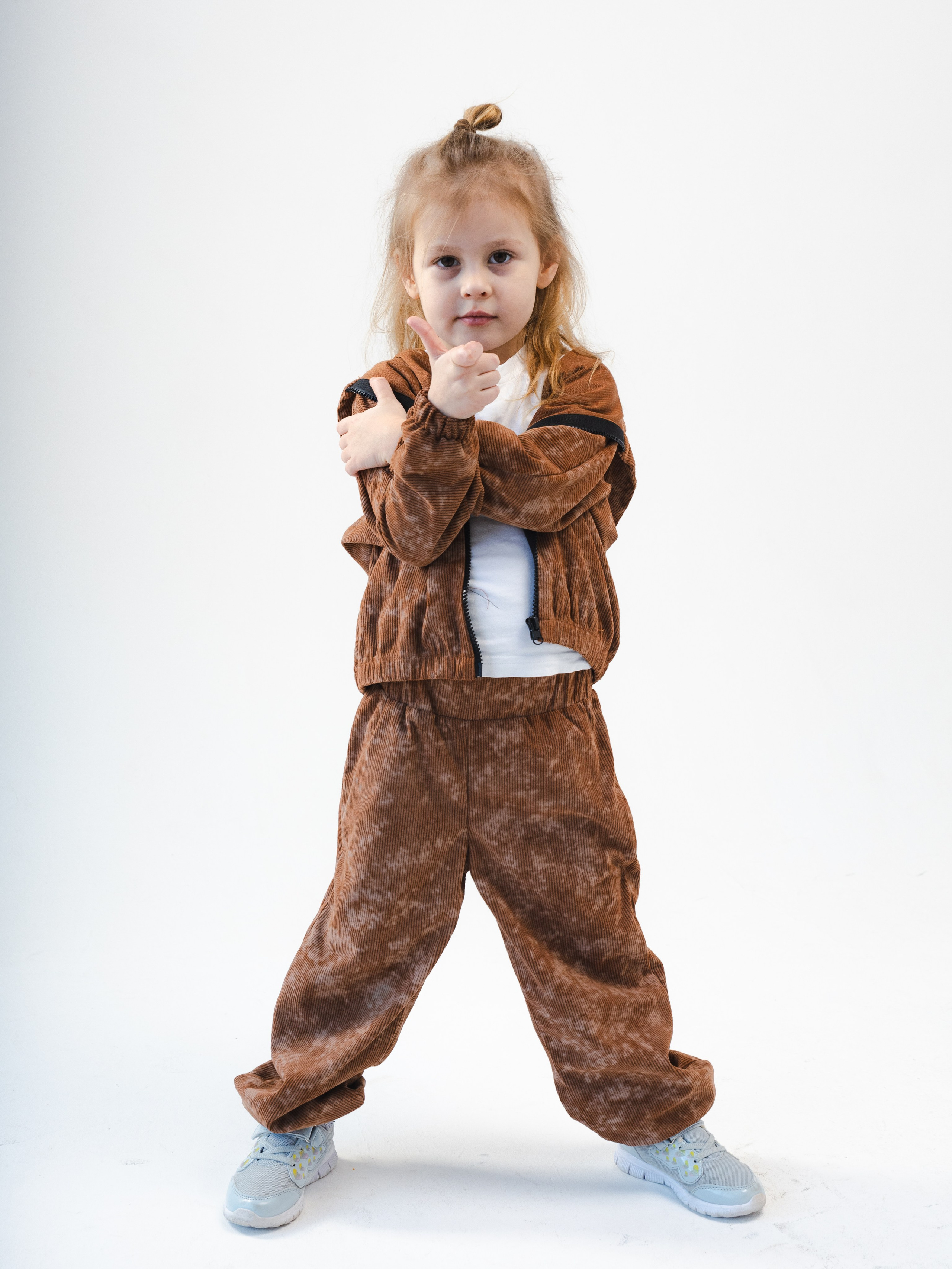 Tiny Bestie костюмы. Фотограф Иван Косарев