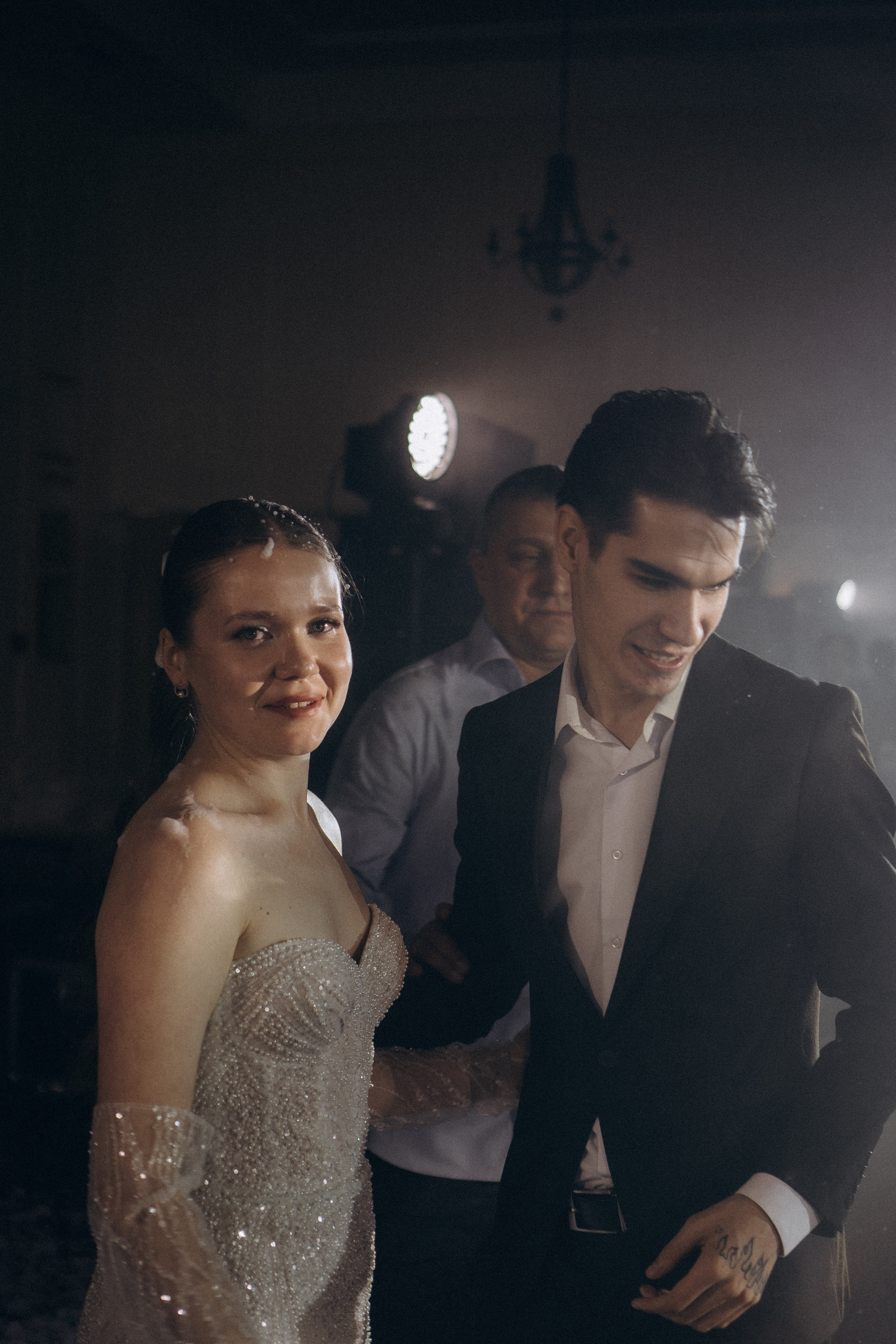 СВАДЕБНАЯ СЬЕМКА СБОРОВ В ОТЕЛЕ И ВЫЕЗД НА ЦЕРЕМОНИЮ (СНЯТО В СИБИРЕ В НИЖНЕВАРТОВСКЕ). Профессиональный фотограф, Санкт-Петербург — Виктория Богомолова