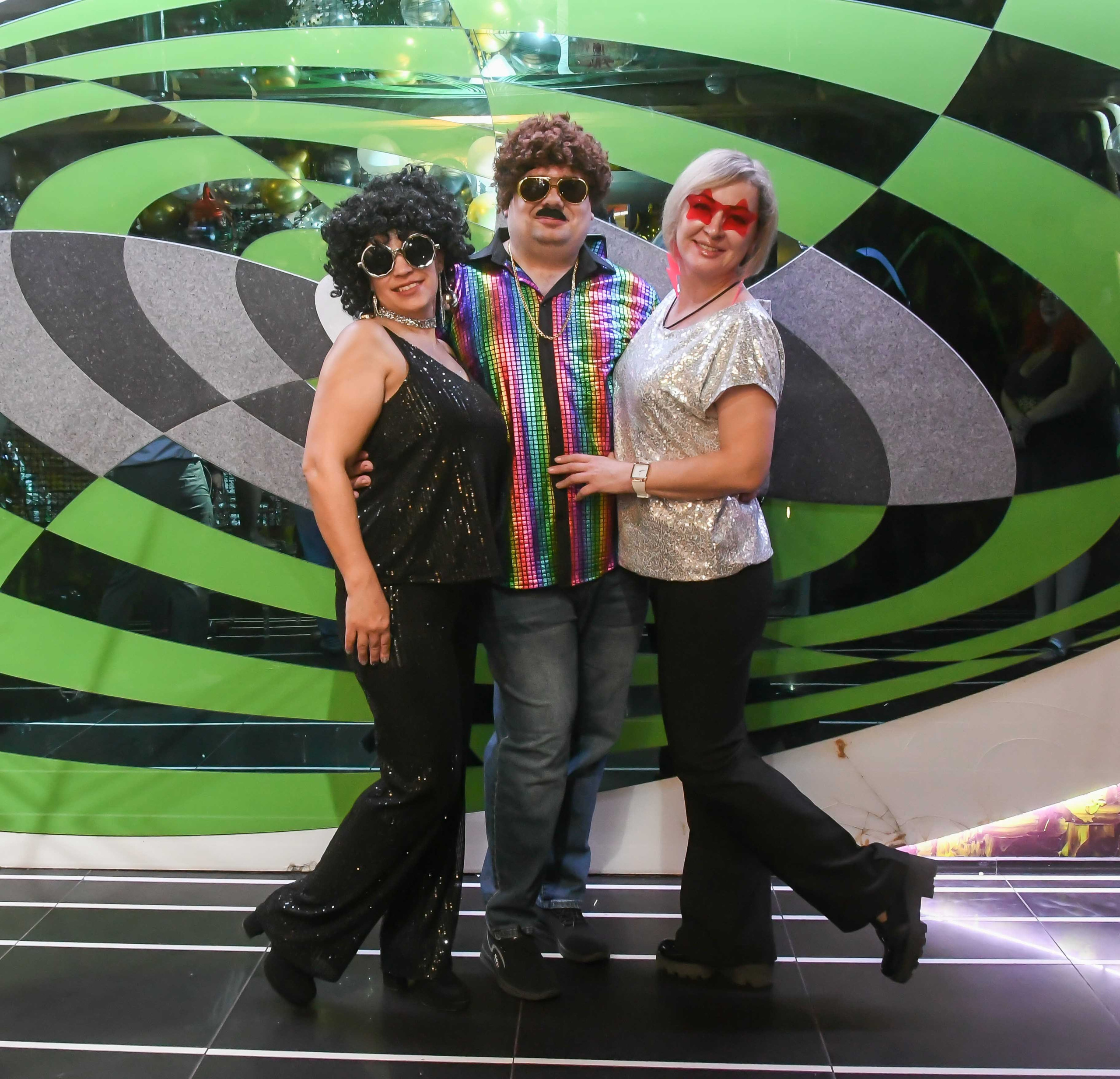 Свидетели дискотеки 80х. Репортажный и детский фотограф в Новосибирске