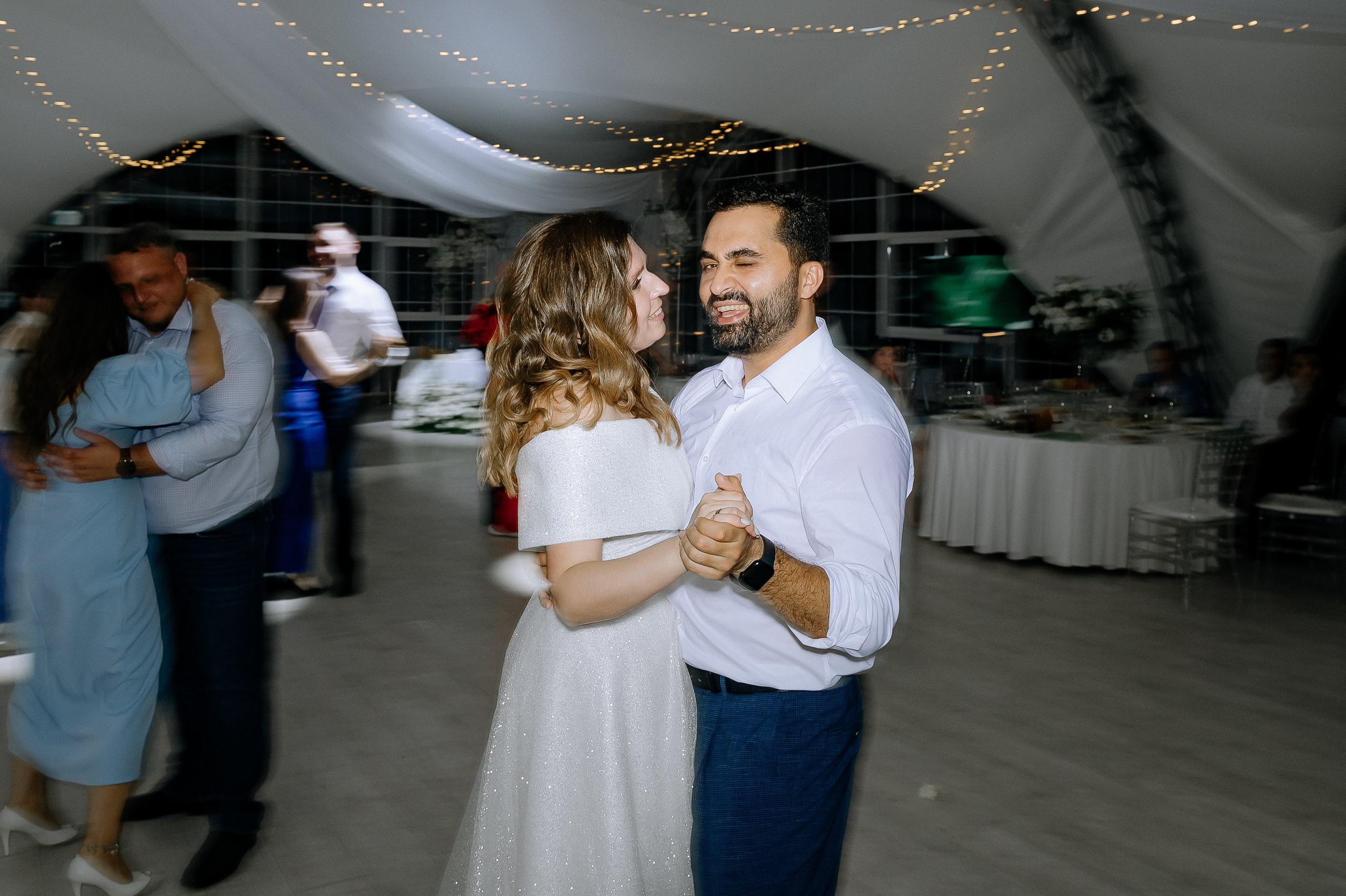 Свадебная фотосессия и выездная регистрация в Artiland. Свадебный фотограф Москва — Сергей и Татьяна