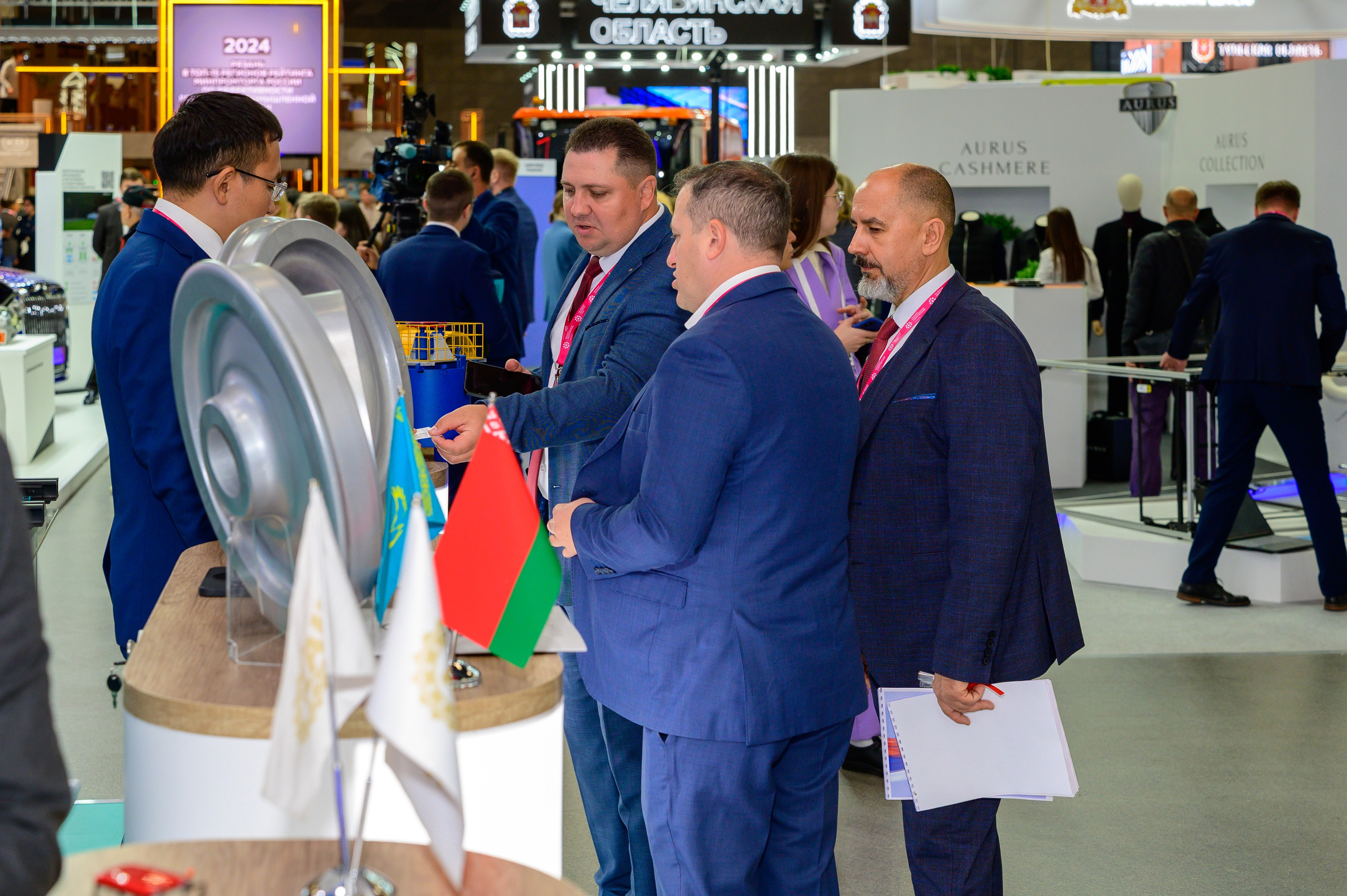 BigindustrialweekBelarus. Фотоуслуги, услуги фотографа, фотографирование важных событий