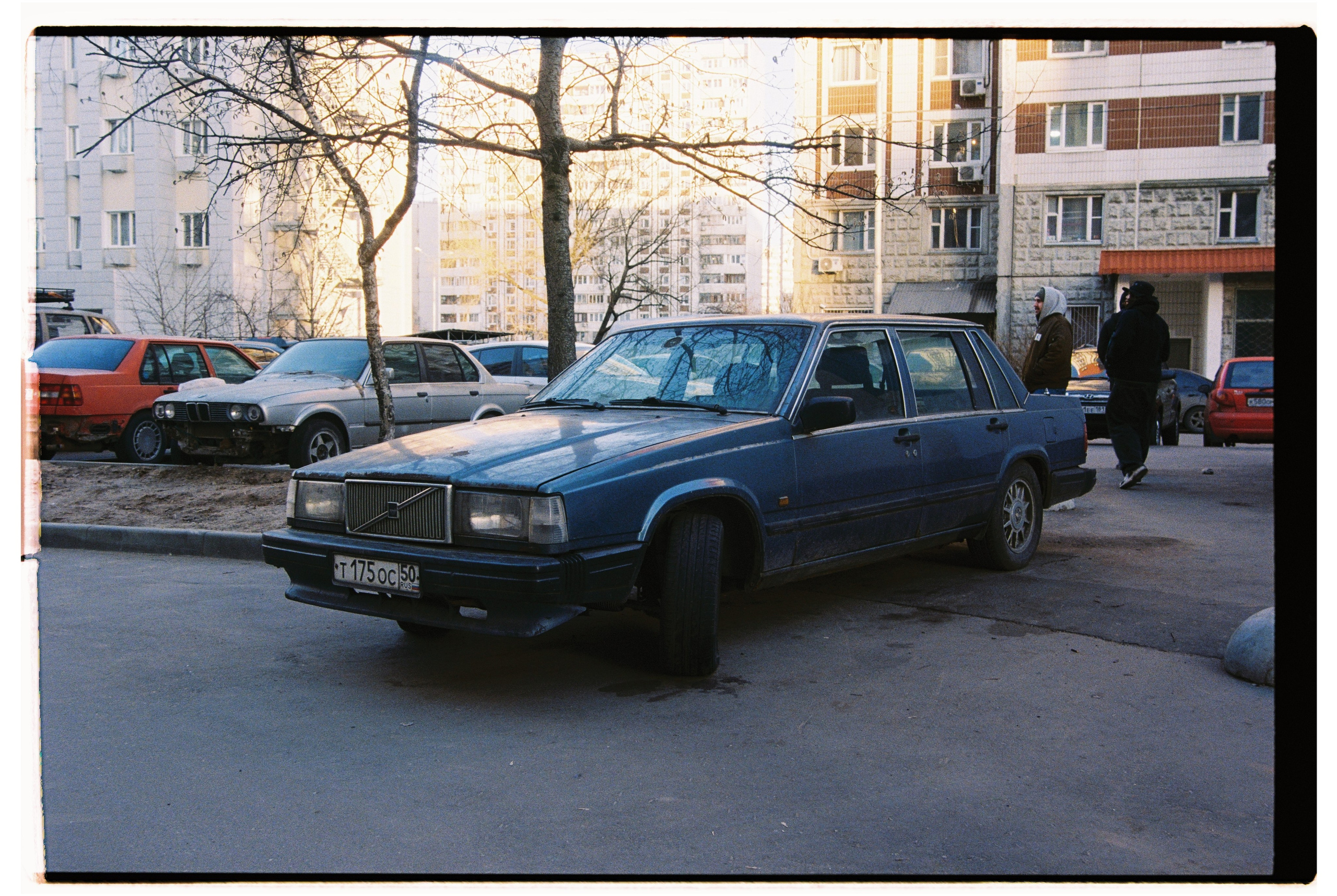 CARS. ANNA — PHOTOGRAPHER