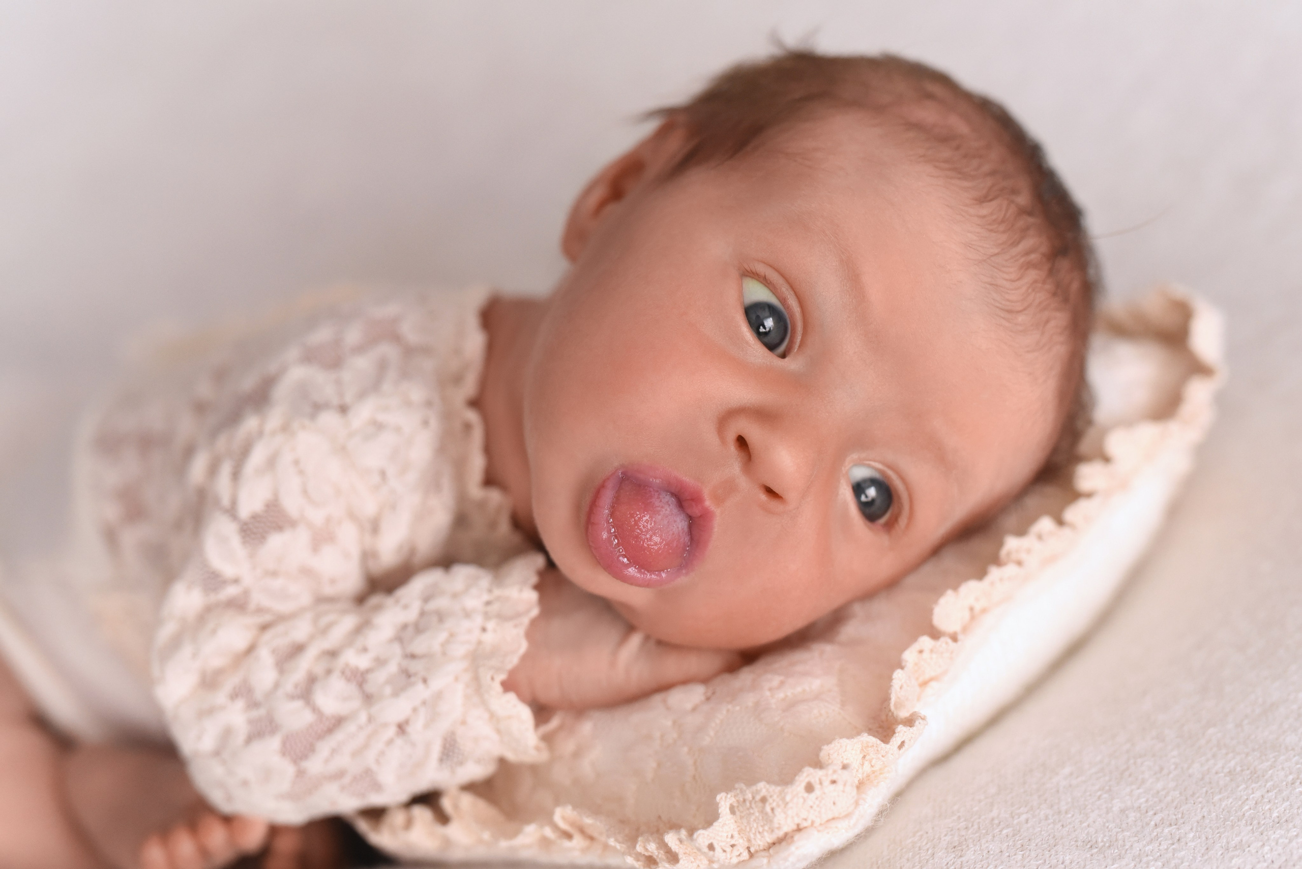 Новорожденные малыши. Детский и семейный Фотограф г. Красноярск