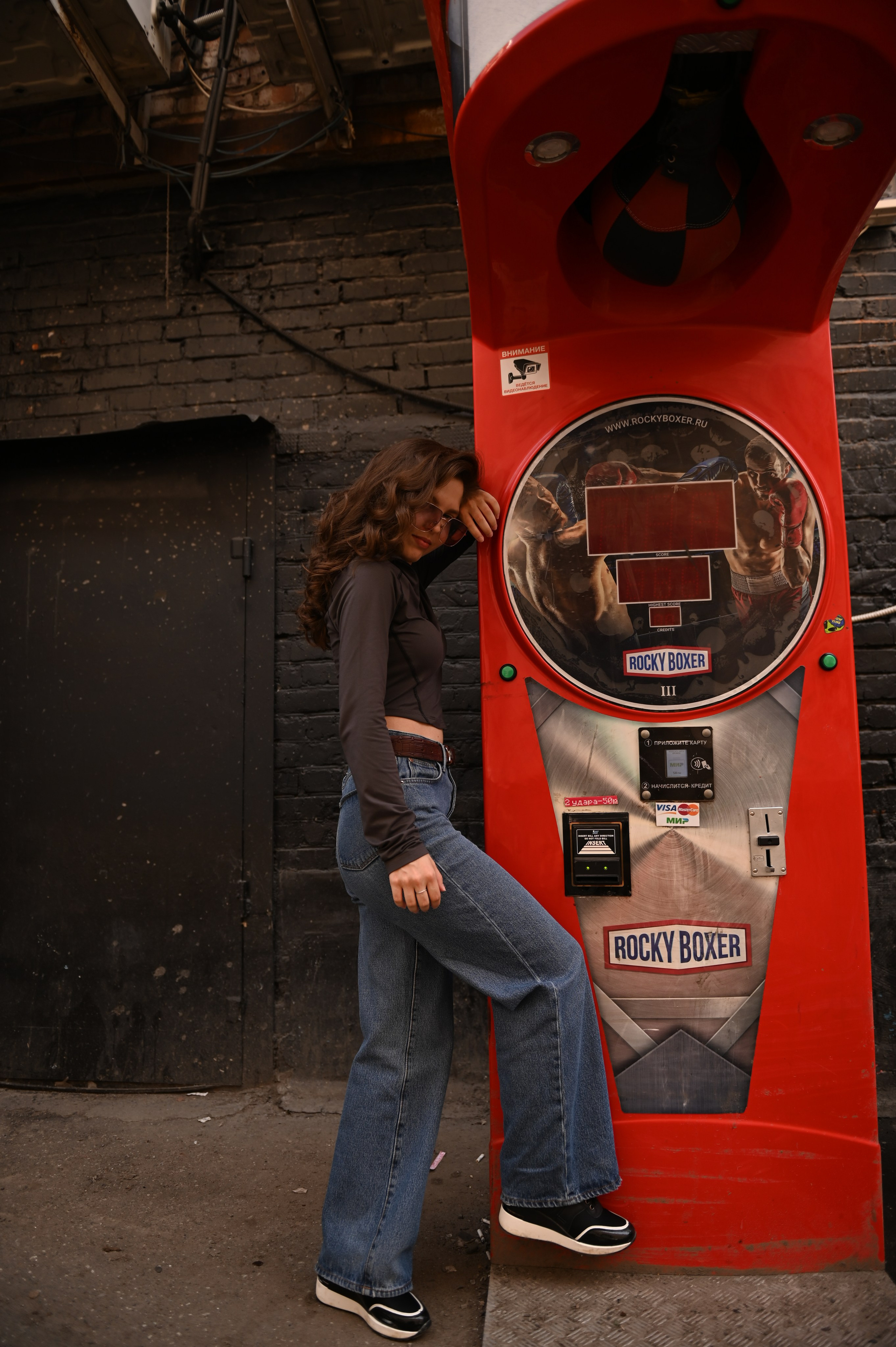 Индивидуальная прогулочная в городе. Свадебный, семейный, детский, контент фотограф в Омске Максим Ильин