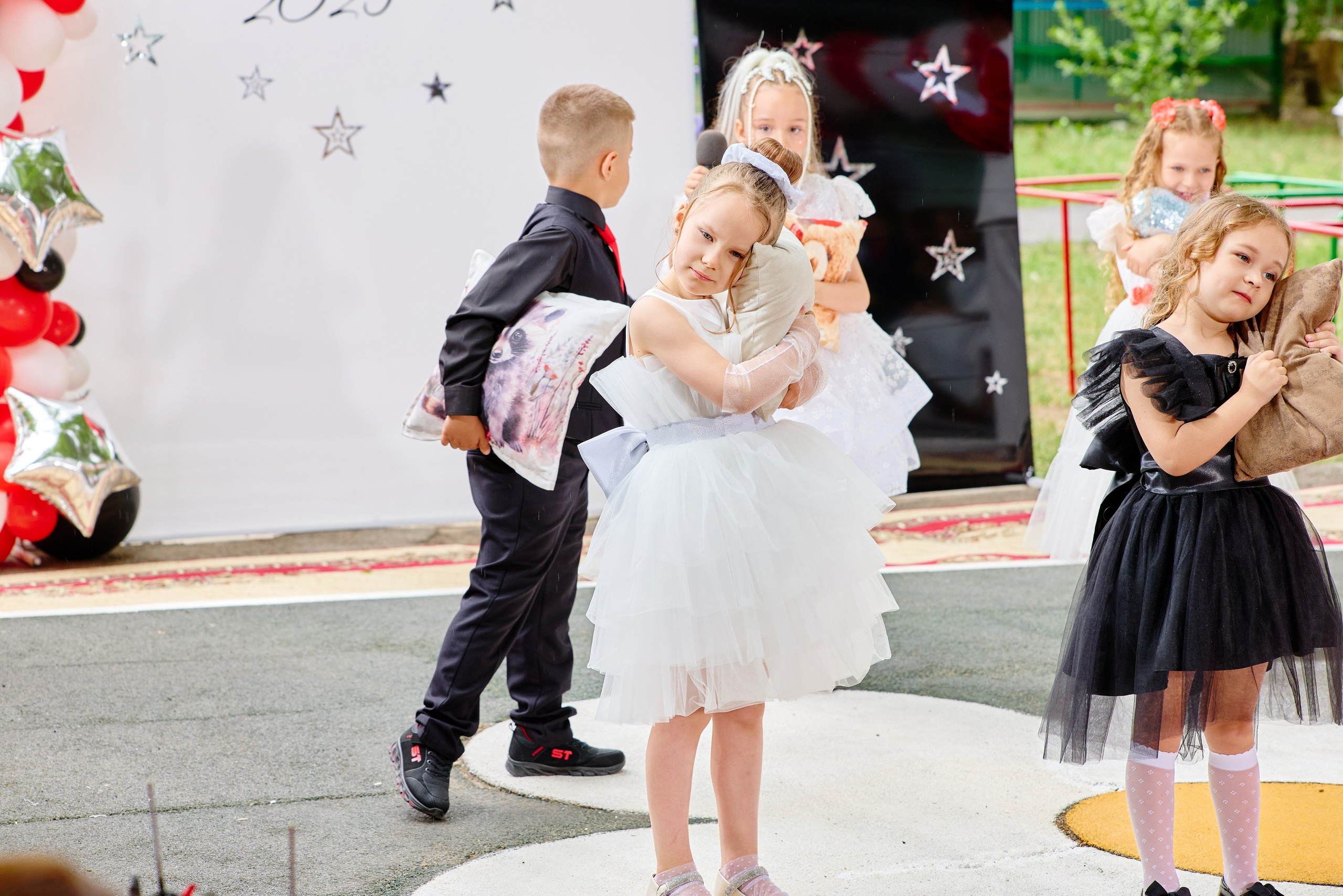 Выпускной 45 сад. Фотограф Выпускные альбомы Таганрог Сергей Коробченко