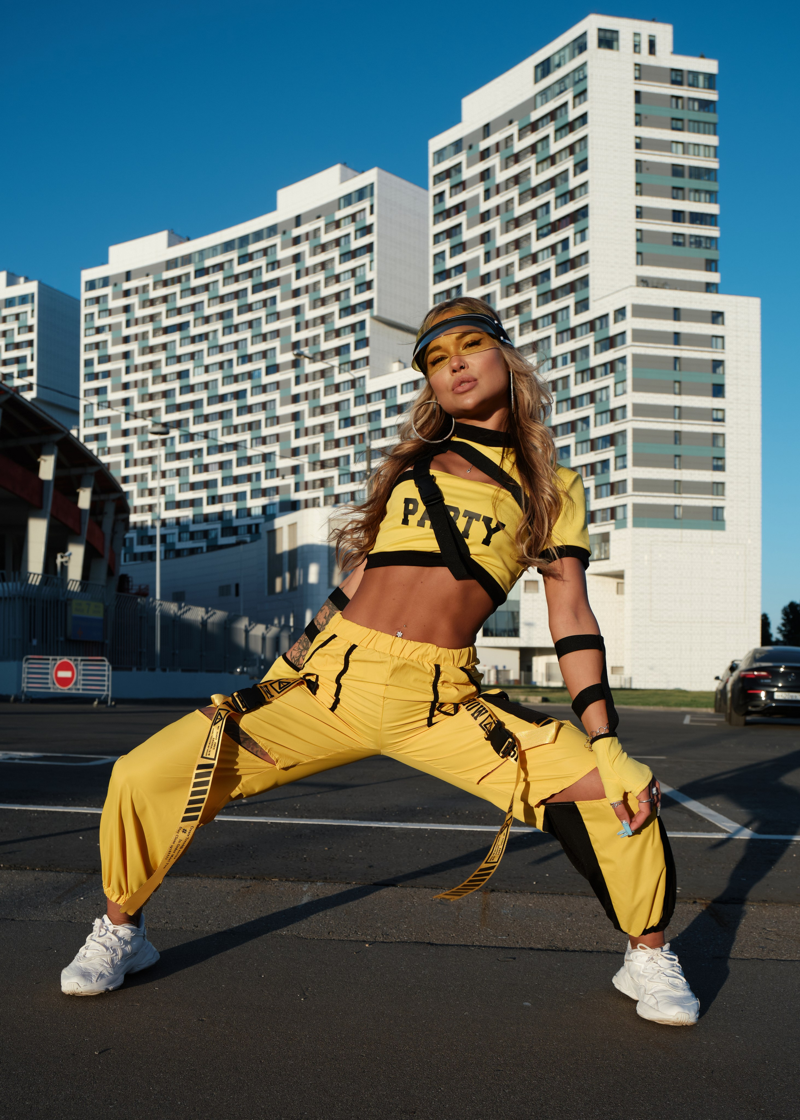 Стрит съемка для бренда танцевальной одежды. Профессиональный фотограф в Москве Павел Жданов